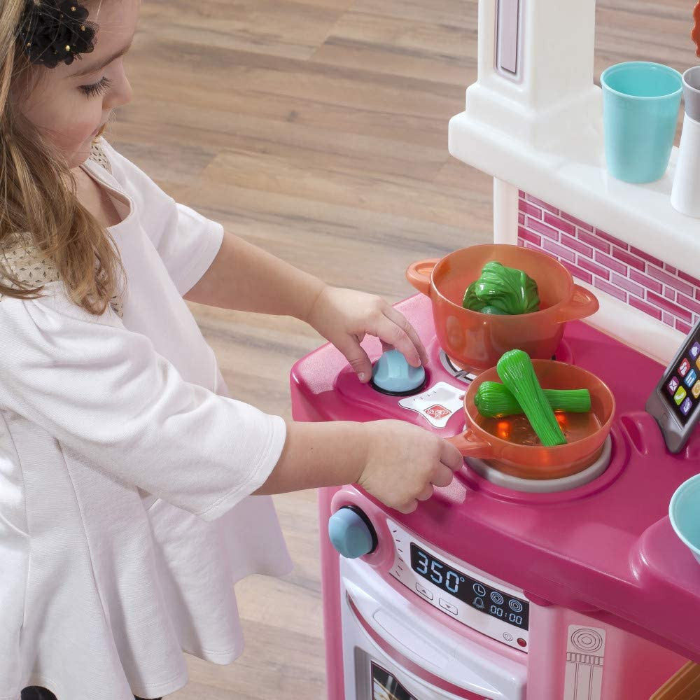 Step2 Fun With Friends Kitchen Kids Playset