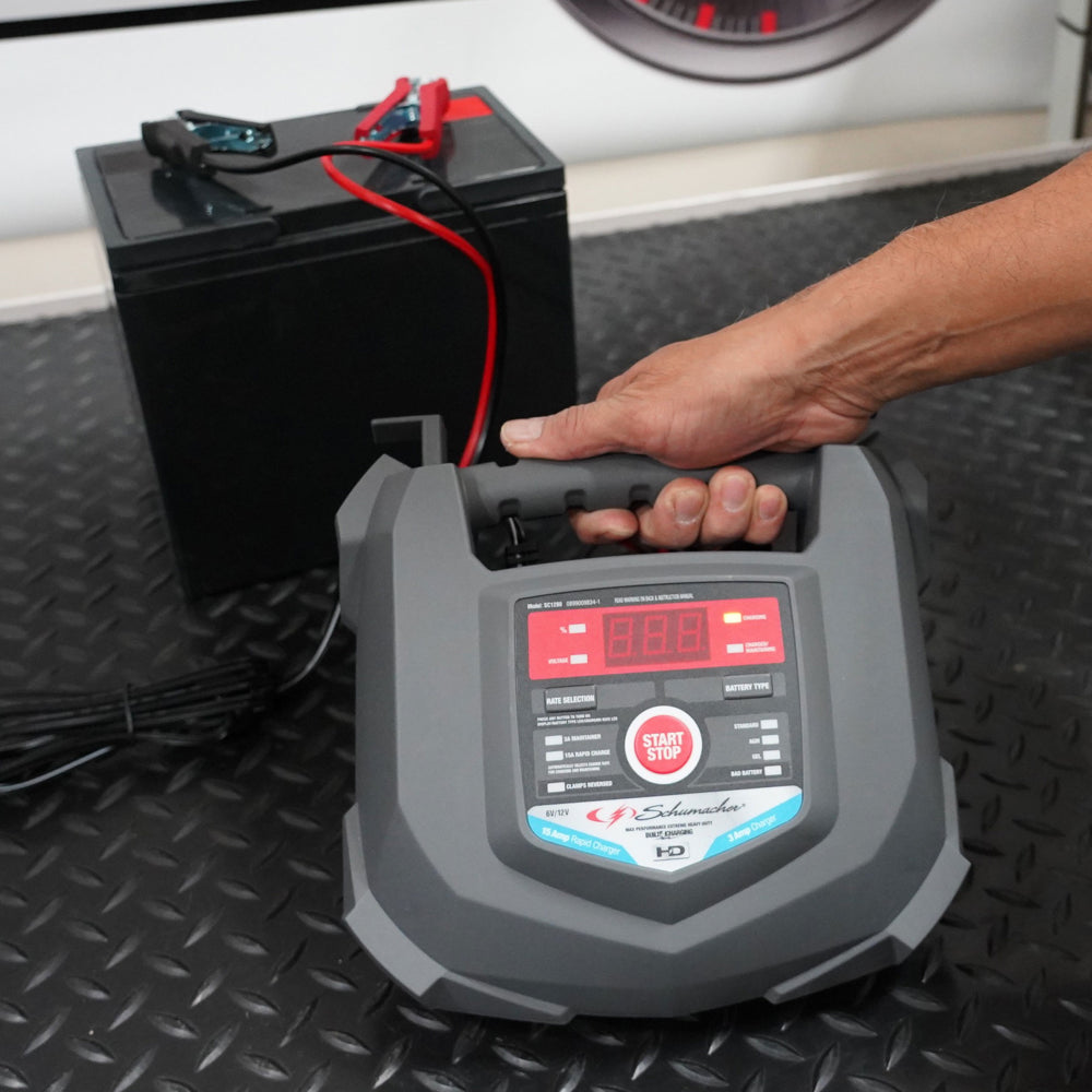 Schumache 15-Amp 6V/12V Fully Automatic Battery Charger and Maintainer