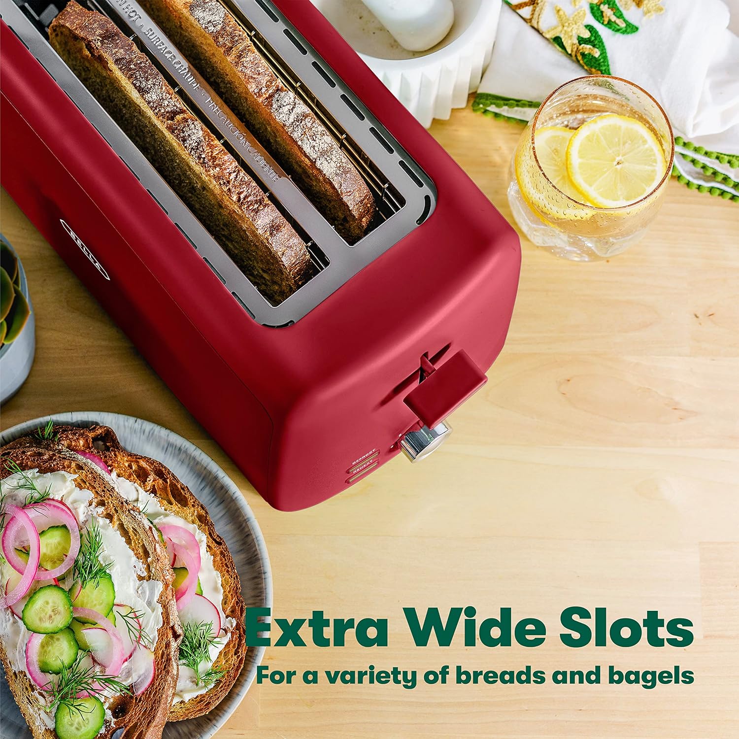 BELLA 4 Slice Toaster, Long Slot & Removable Crumb Tray, 7 Shading Options with Auto Shut Off, Cancel & Reheat Button, Toast Bread & Bagel, Red