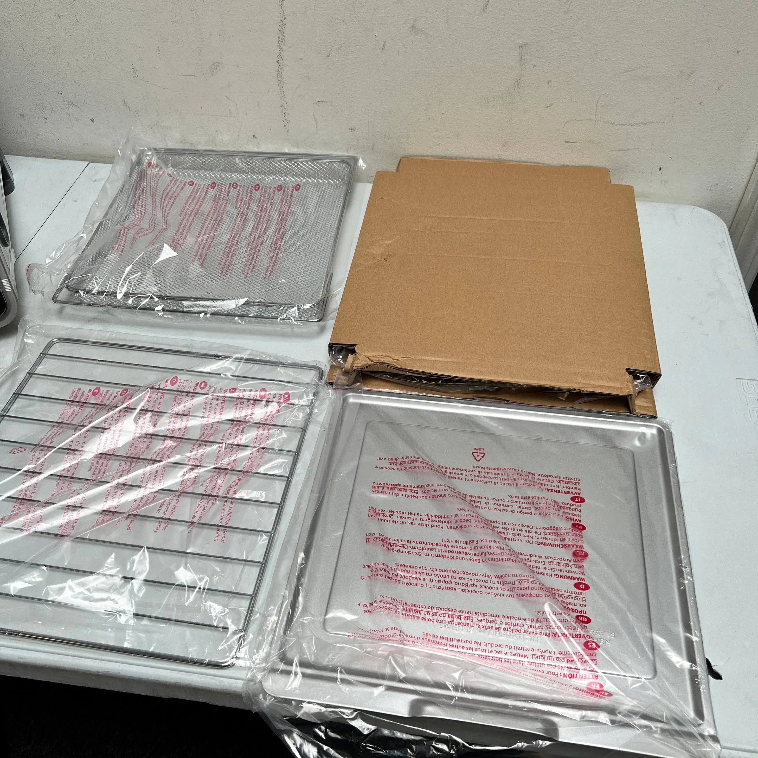 Ninja Foodi 11-in-1 Convection Toaster Oven Functionality Dual Heat FT301