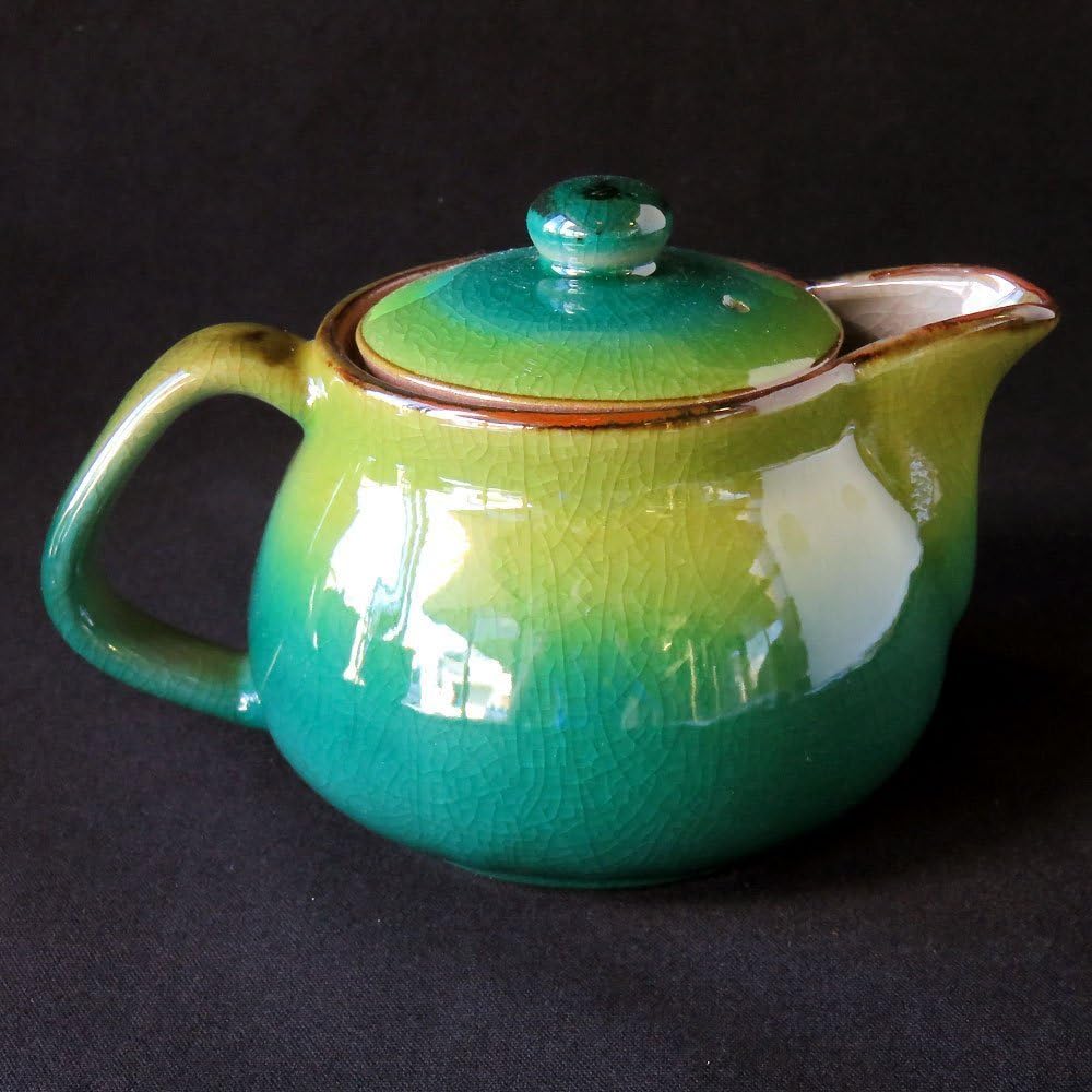 Ino Shoho Kutani Ware Pottery Teapot Pot, Ginzan Tea Flower (with tea strainer)