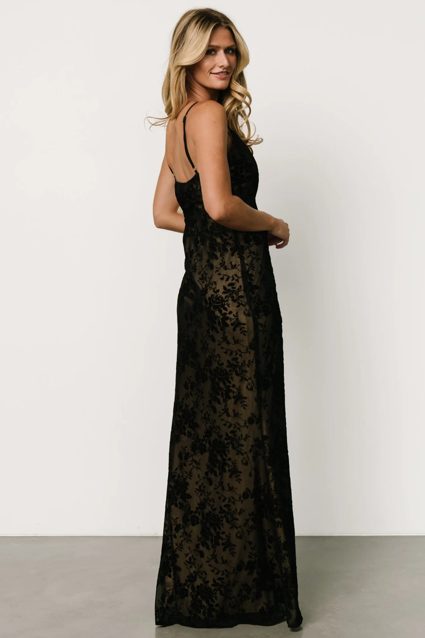 Ayesha Fitted Gown | Black