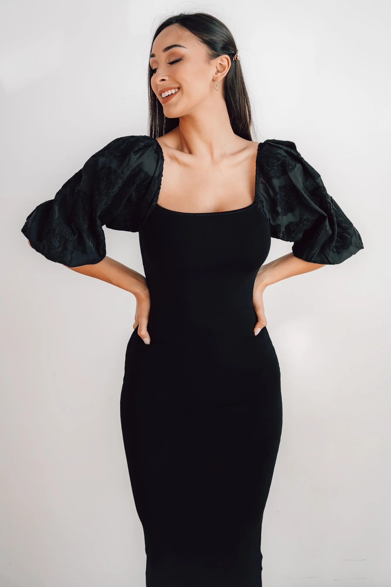 Weyland Bodycon Midi Dress | Black
