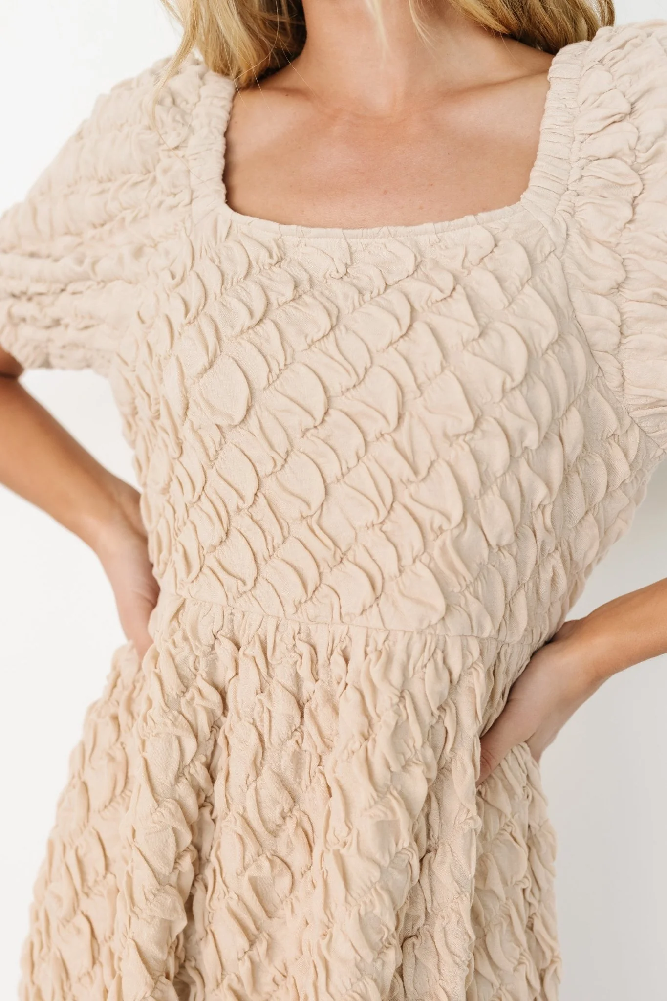 Keri Gathered Dress | Light Taupe