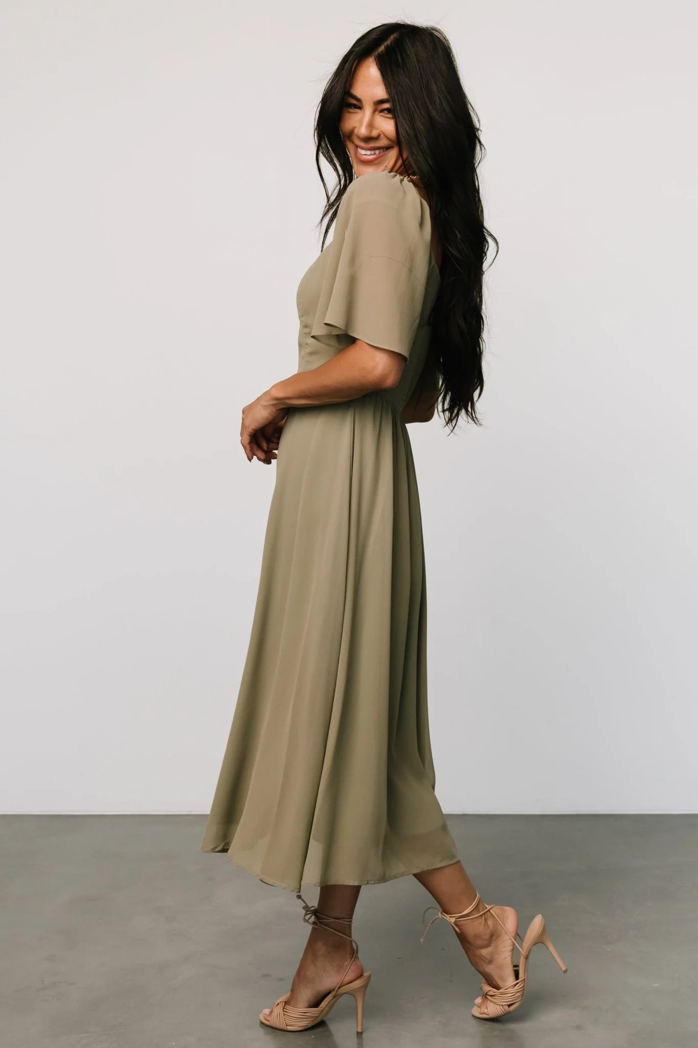Colette Sweetheart Midi Dress | Dusty Olive