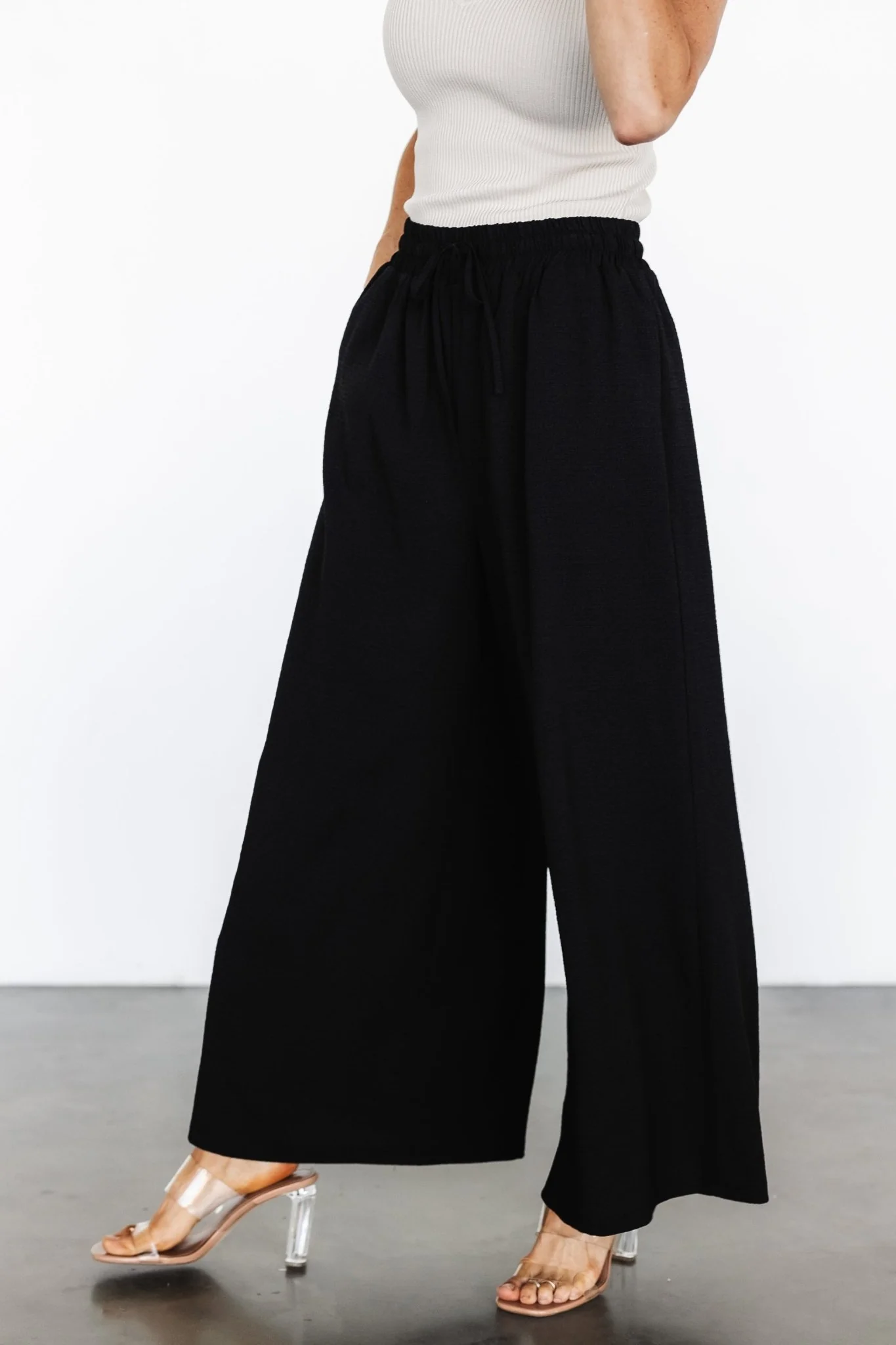 Florence Textured Pants | Black