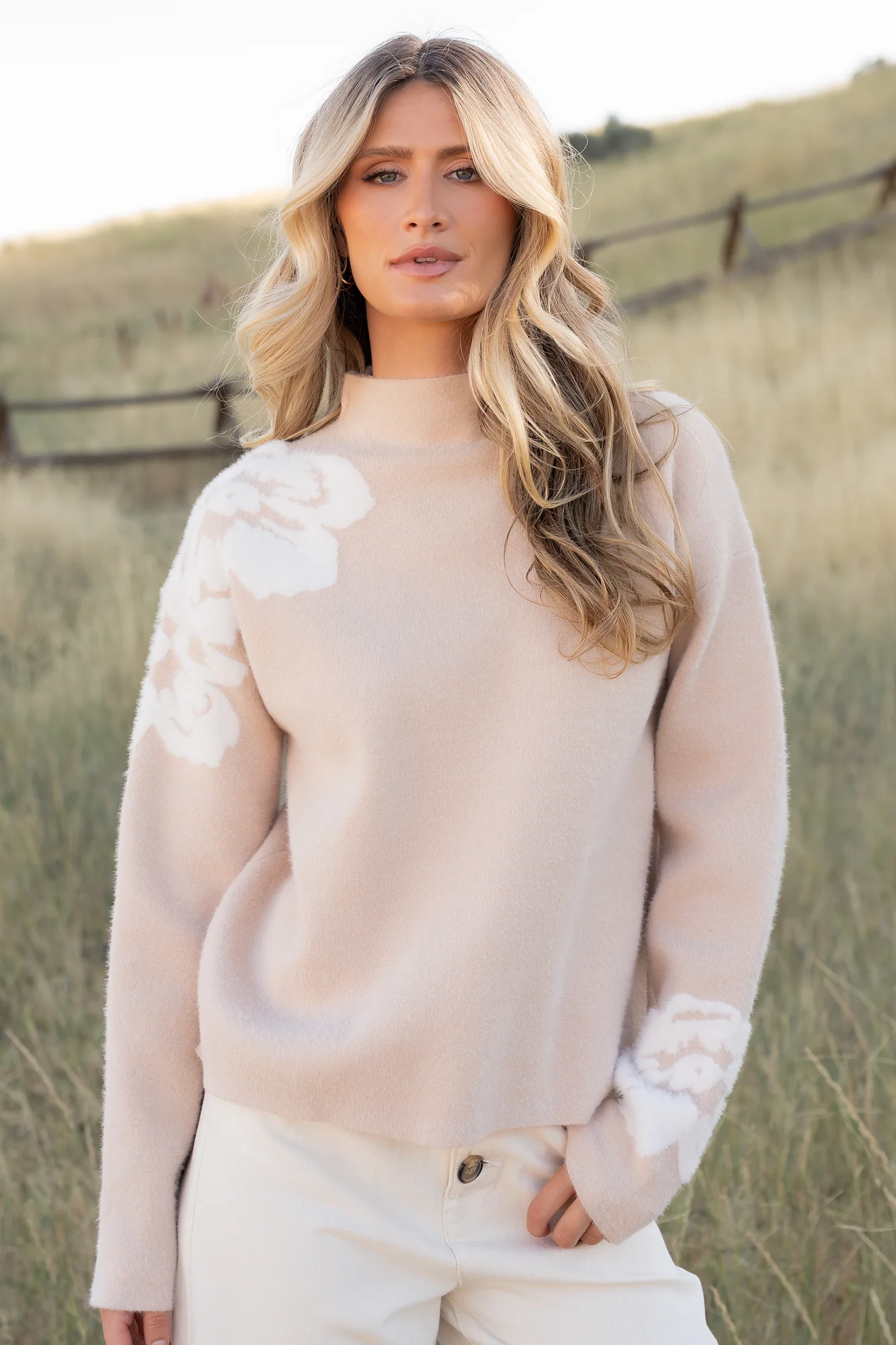 Oda Floral Sweater | Natural + Off White