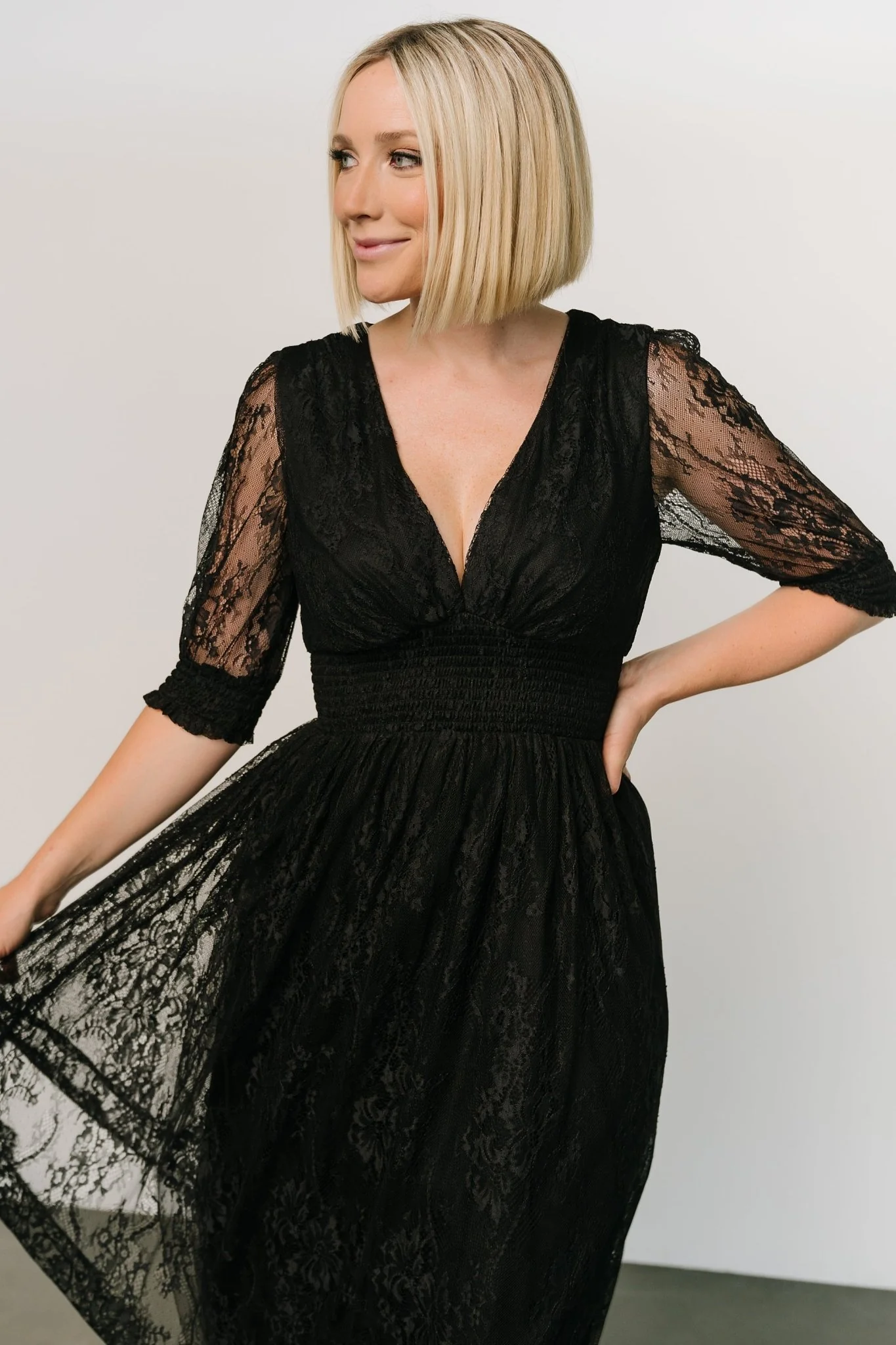 Elaina Lace Midi Dress | Black