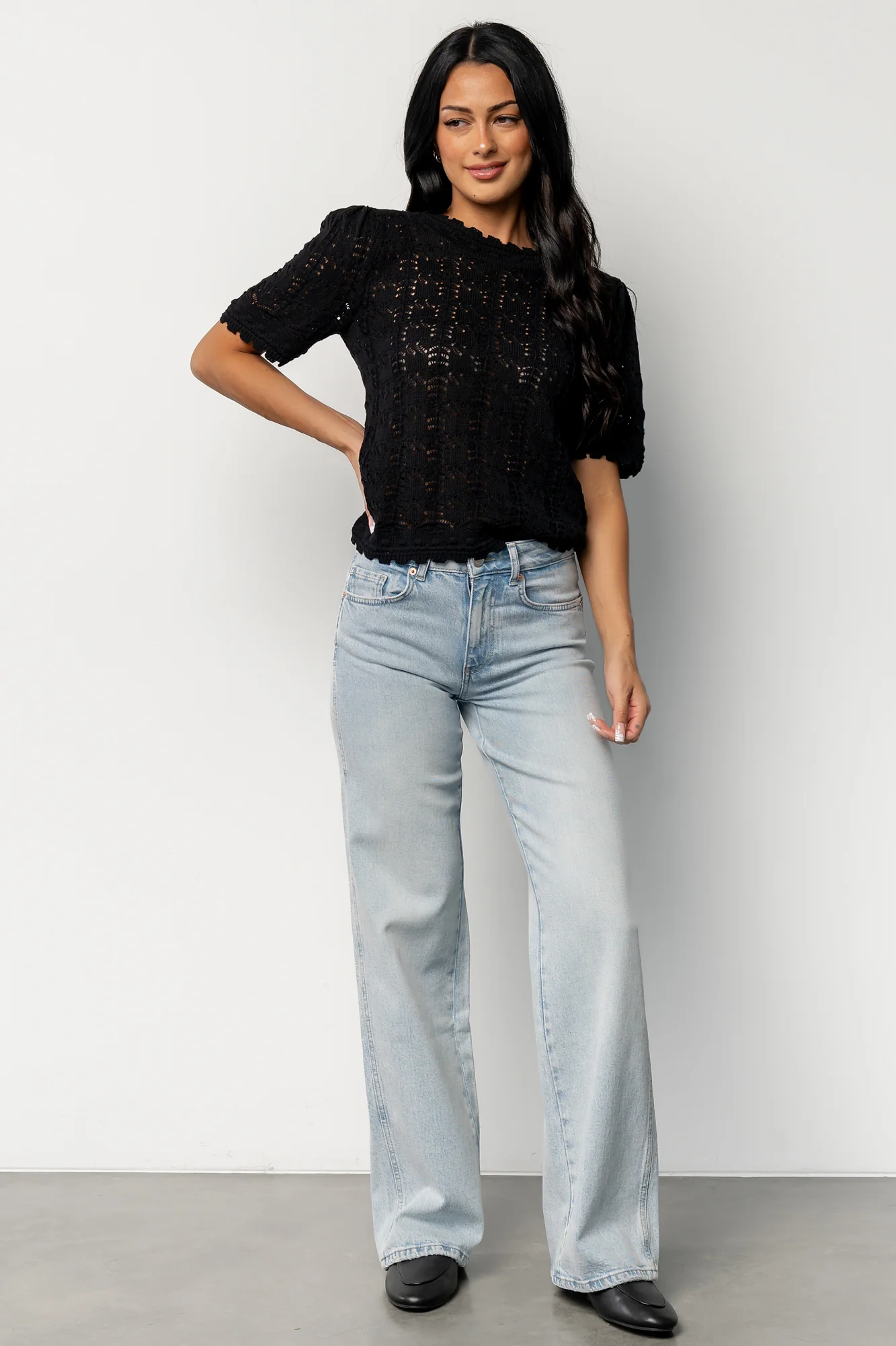 Riley Mid Rise Relaxed Fit Jeans | Light Wash