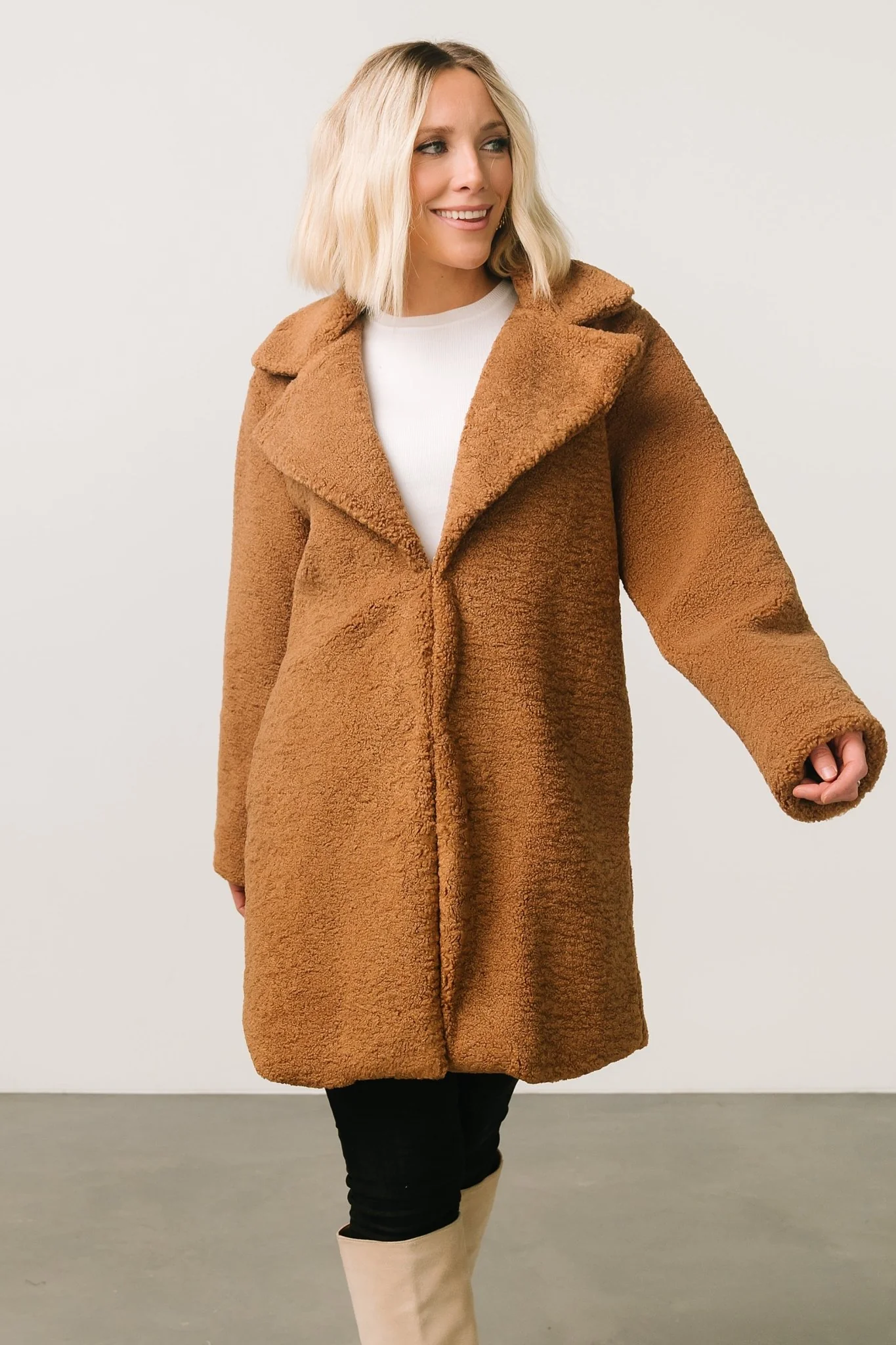 Damien Sherpa Coat | Dark Camel