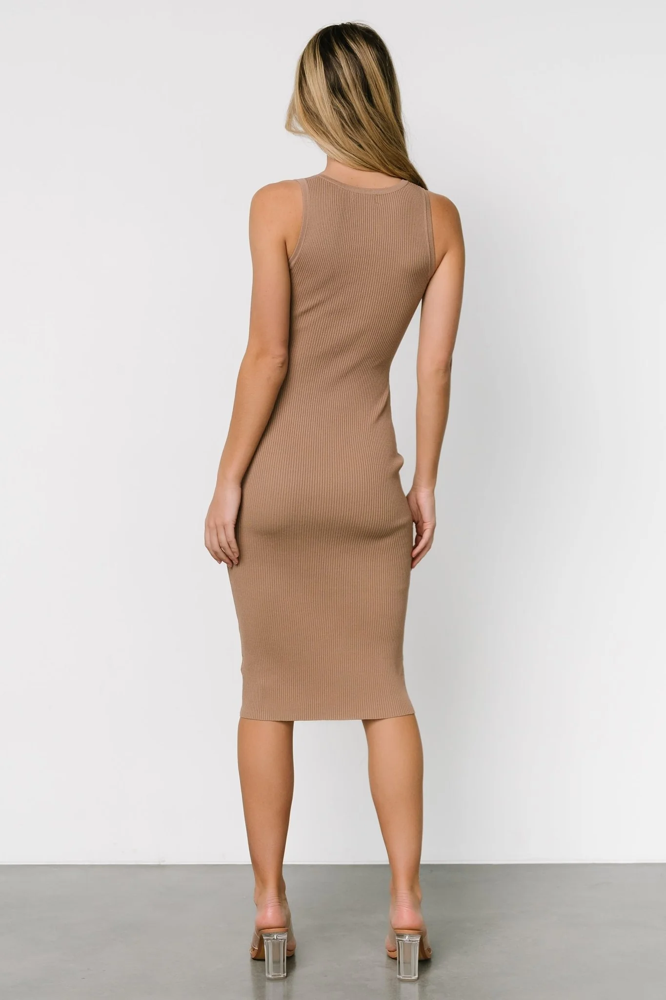 Bobbie Snap Button Midi Dress | Light Mocha