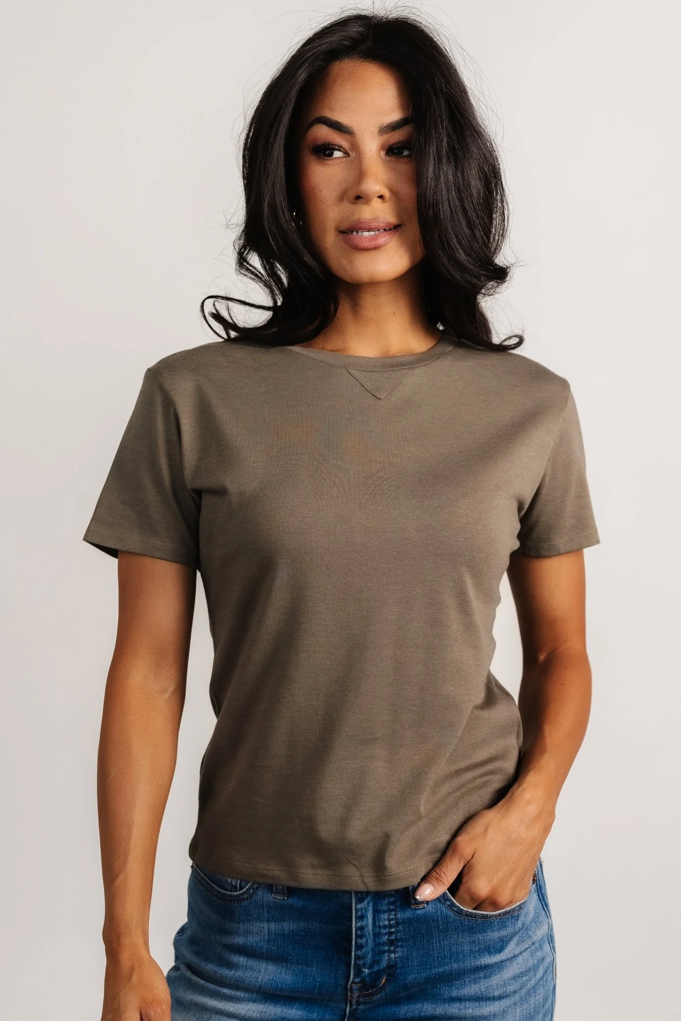 Finn Essential Tee | Olive
