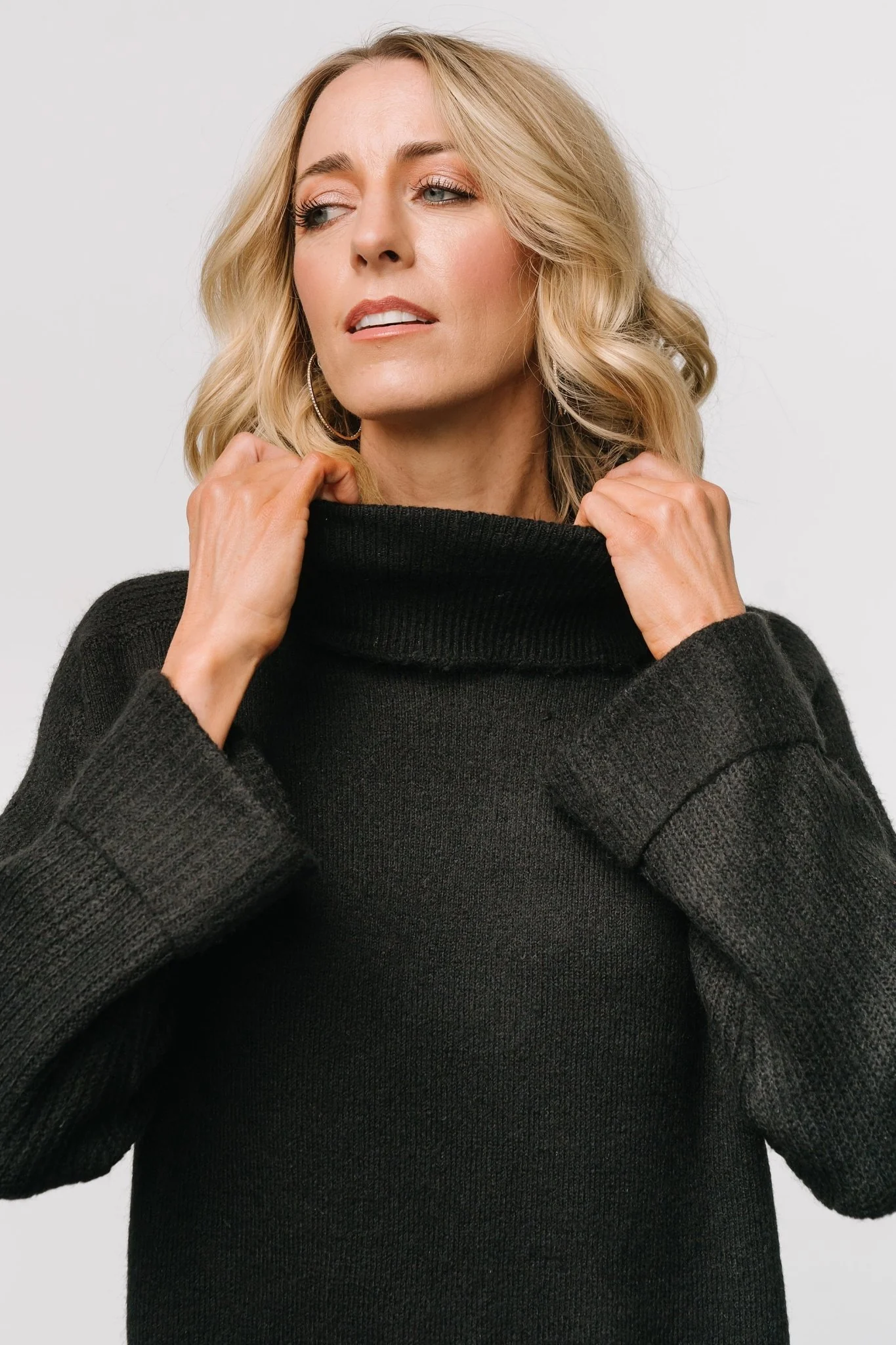 Amy Sweater Dress | Black