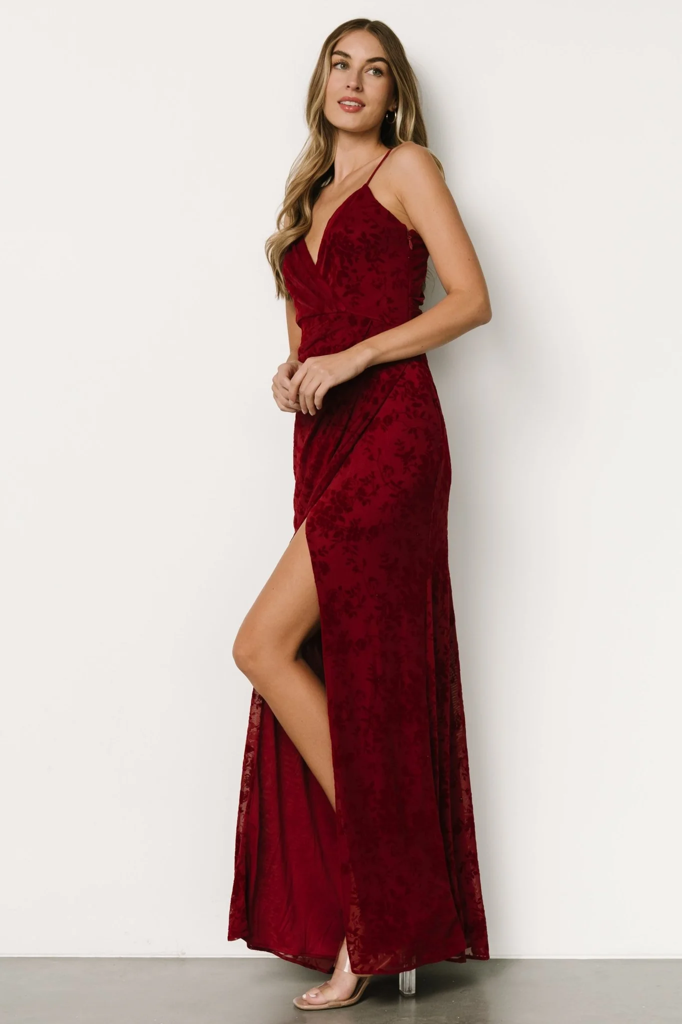Ayesha Fitted Gown | Burgundy