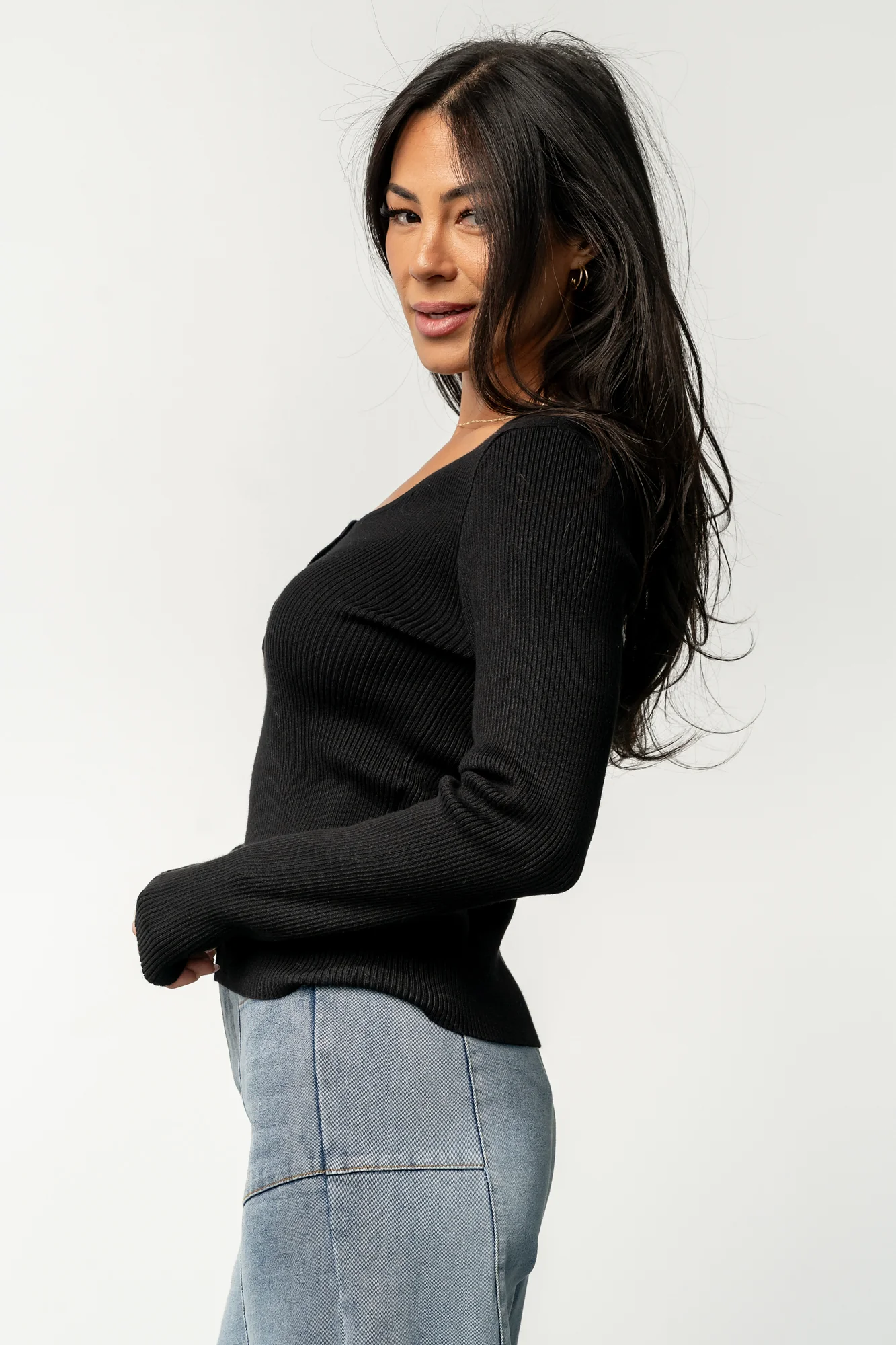 Leo Ribbed Henley Top | Black