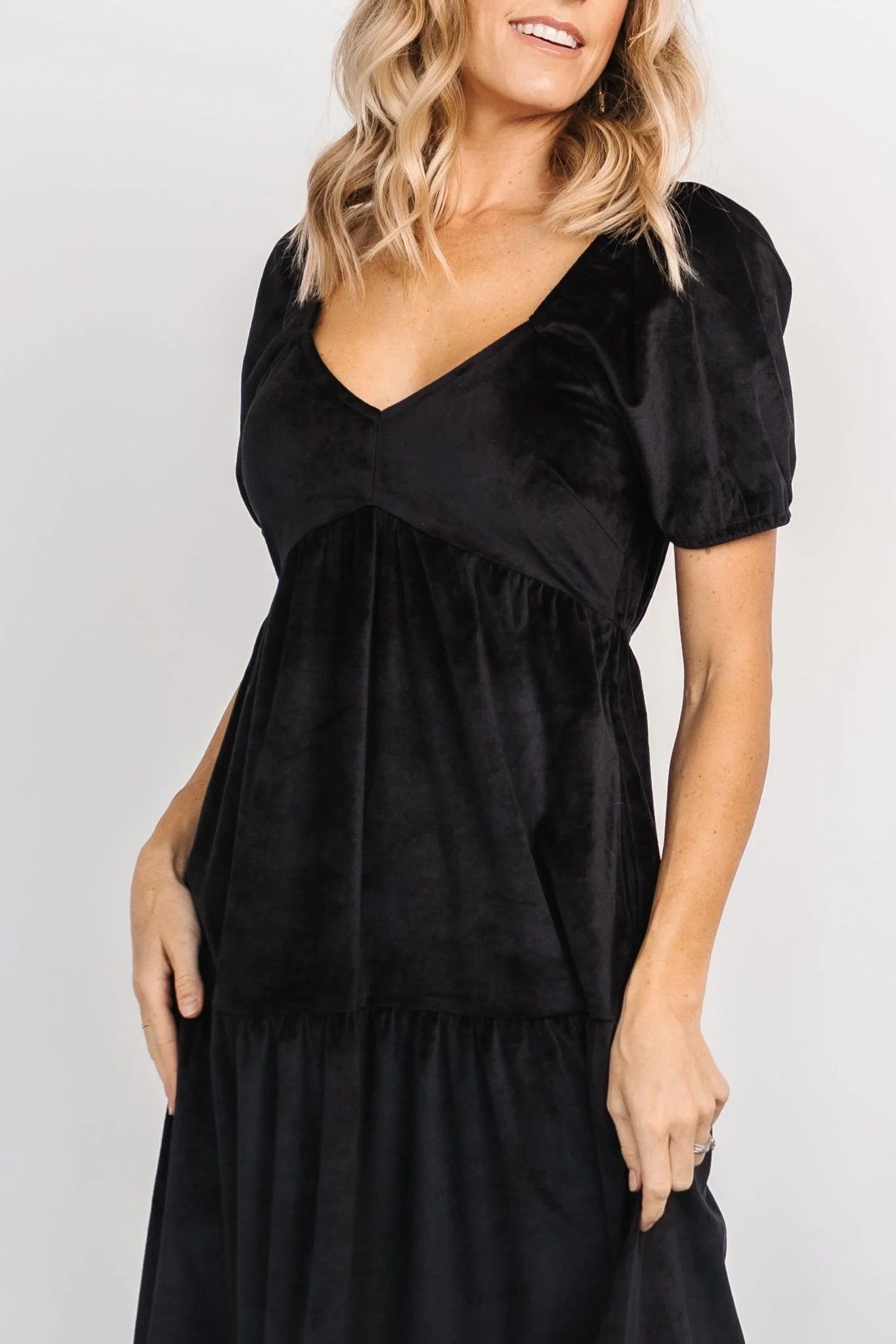 Kenli Velvet Maxi Dress | Black