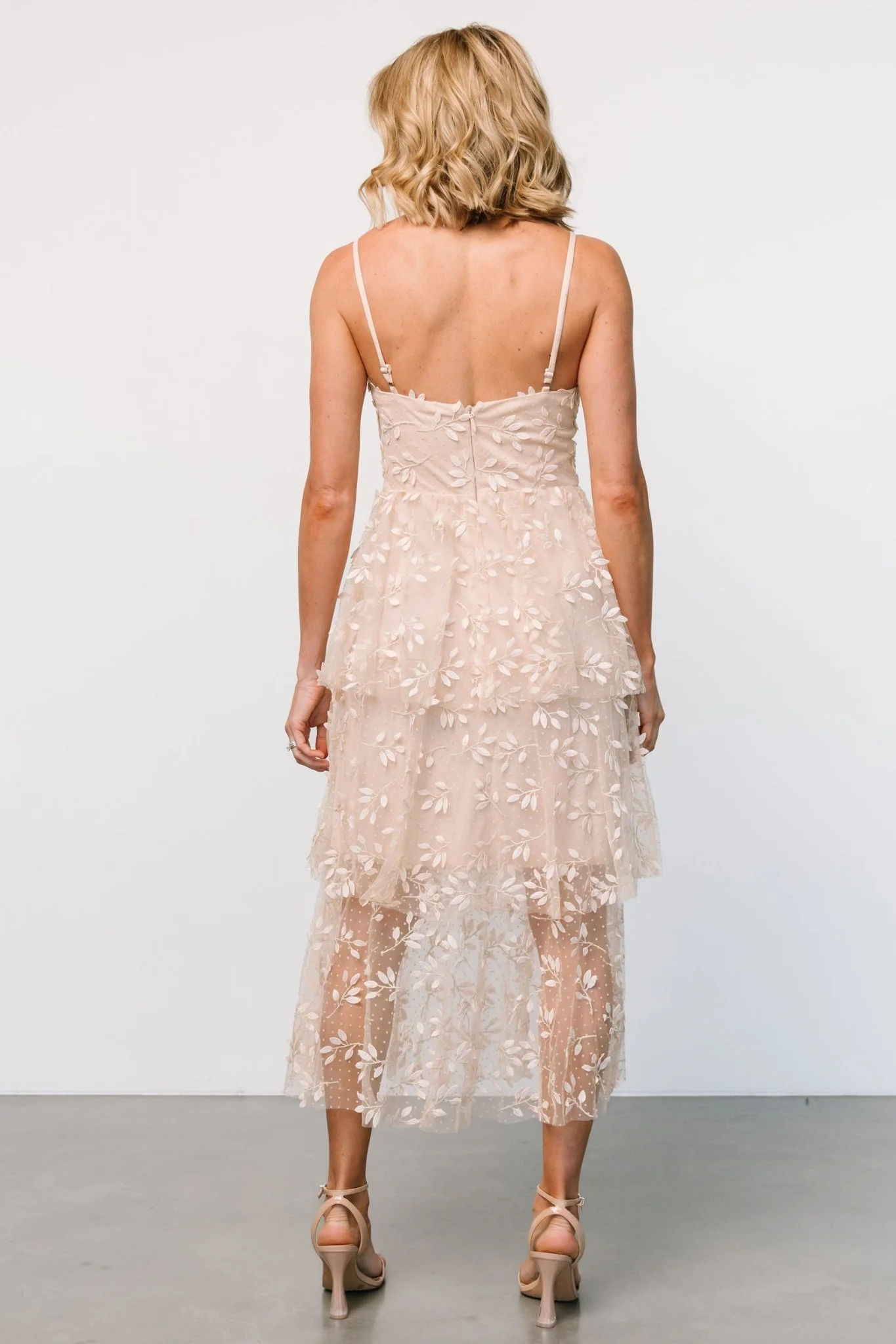 Anavi Tiered Midi Dress | Champagne