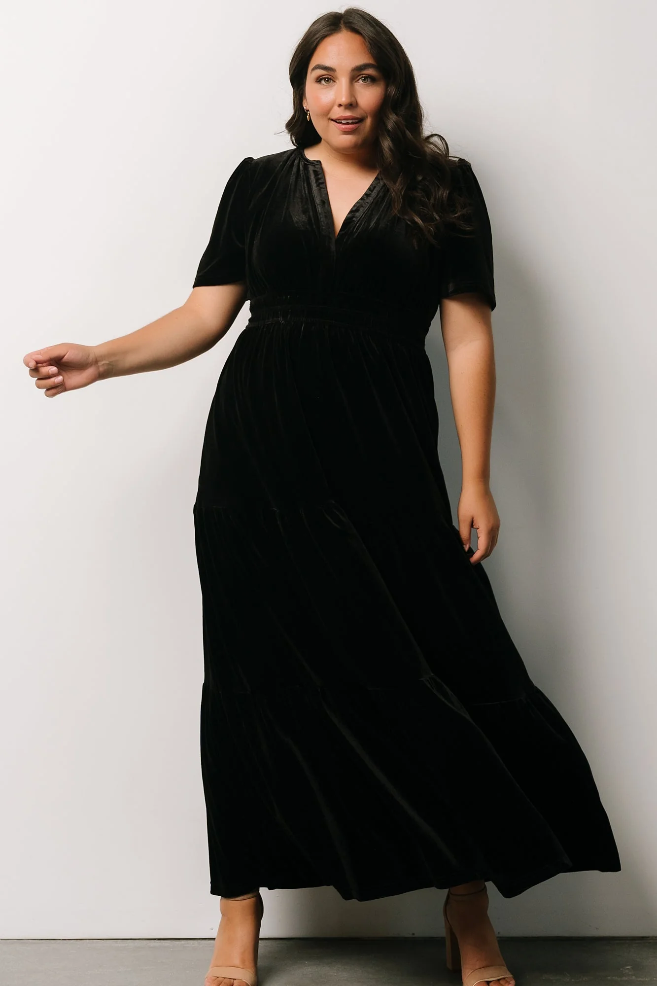 Artemis Velvet Maxi Dress | Black