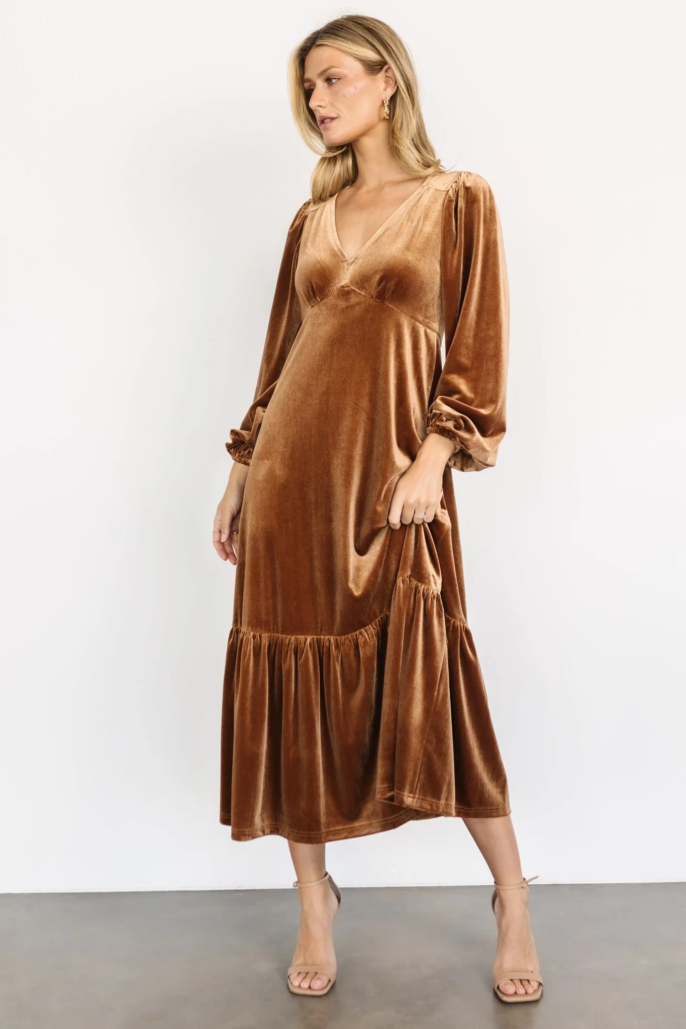 Erika Velvet Maxi Dress | Caramel