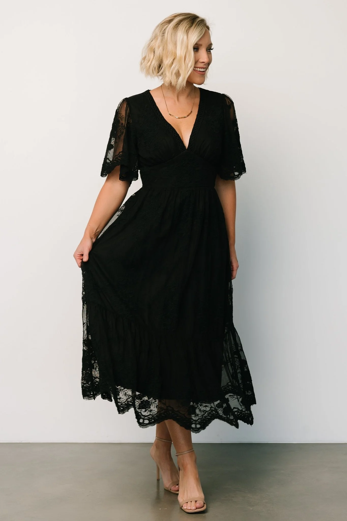 Clarisa Lace Midi Dress | Black