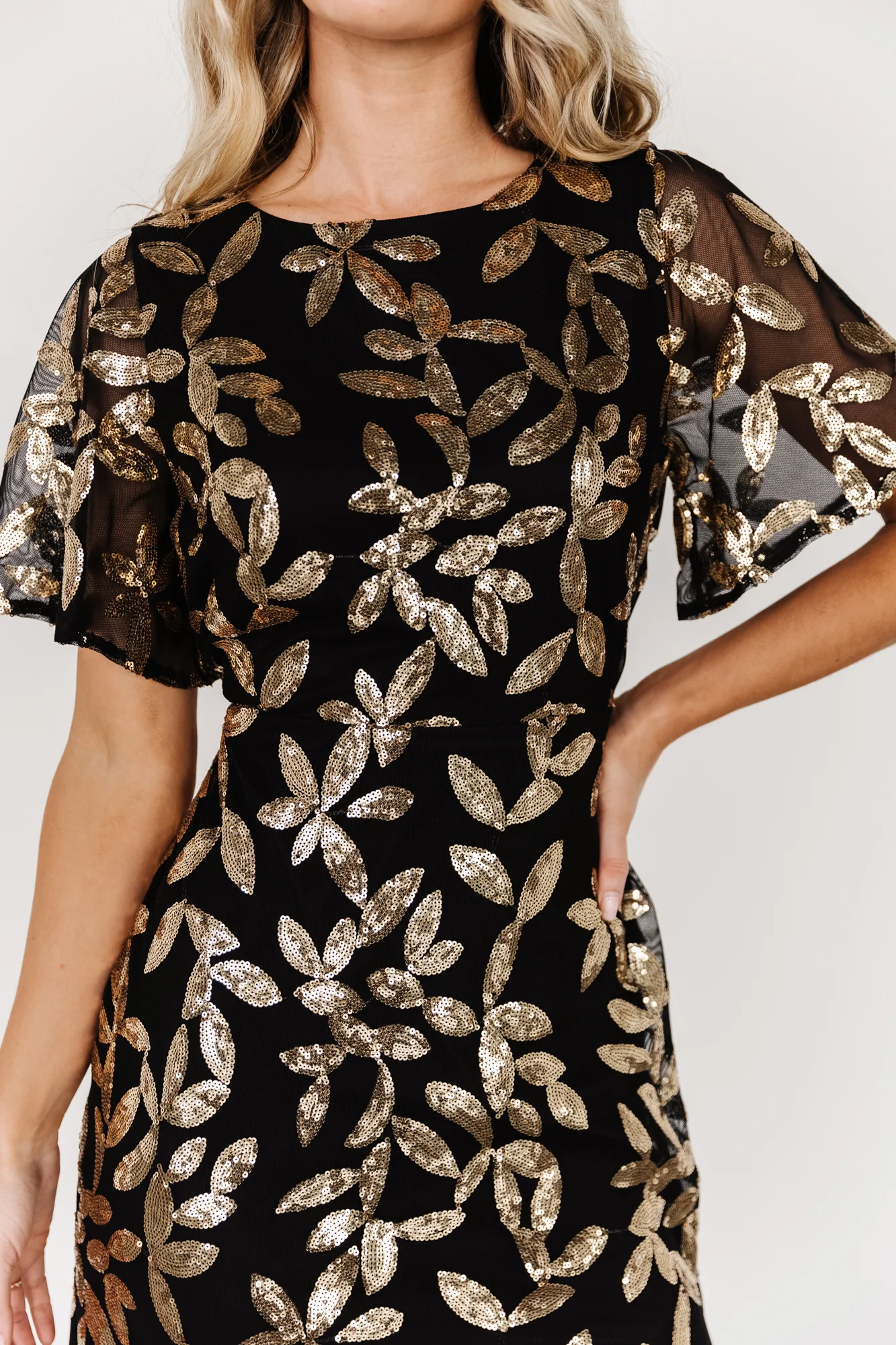 Deanna Sequin Midi Dress | Black + Gold