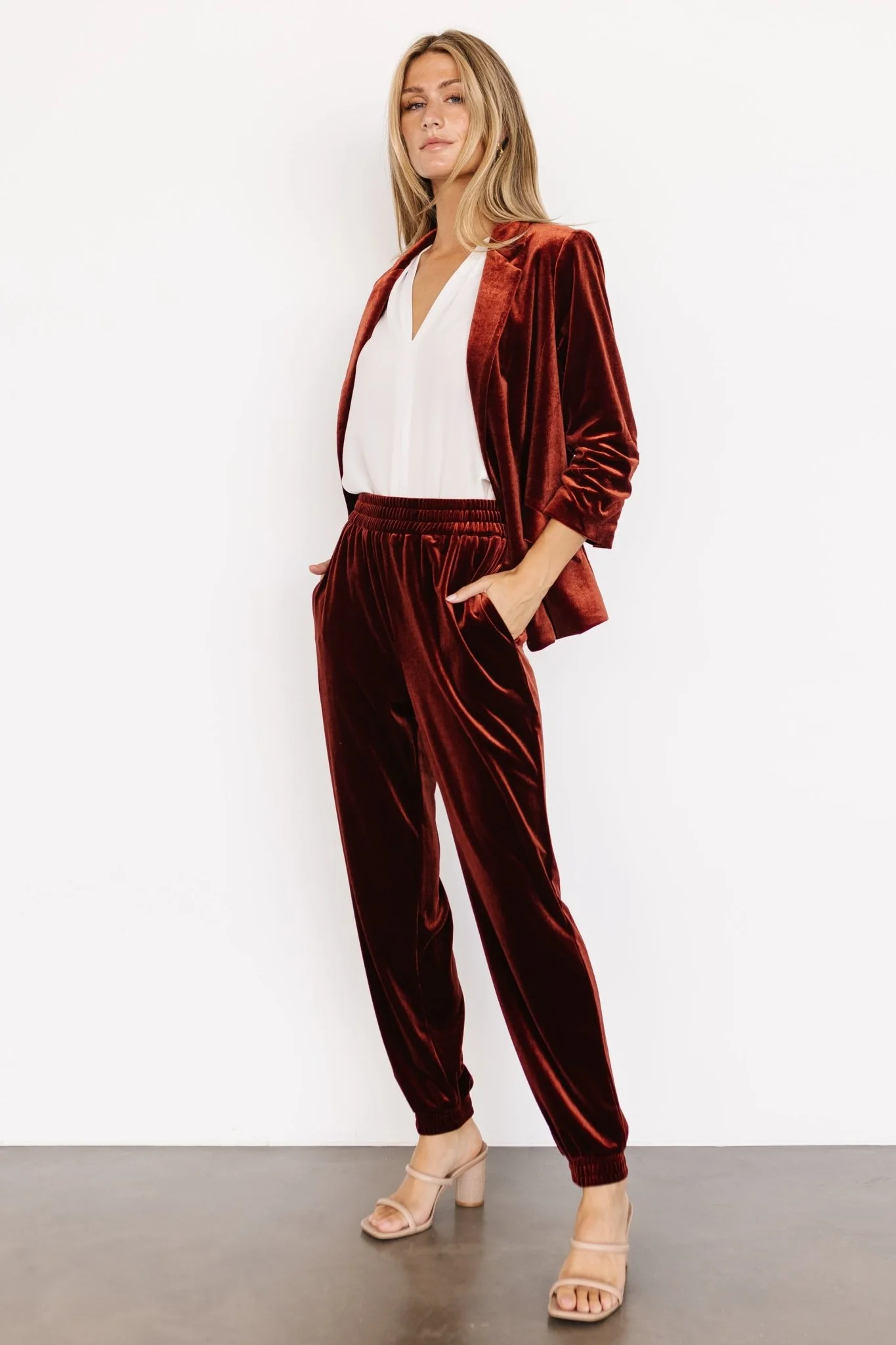 Brinton Velvet Blazer | Cinnamon