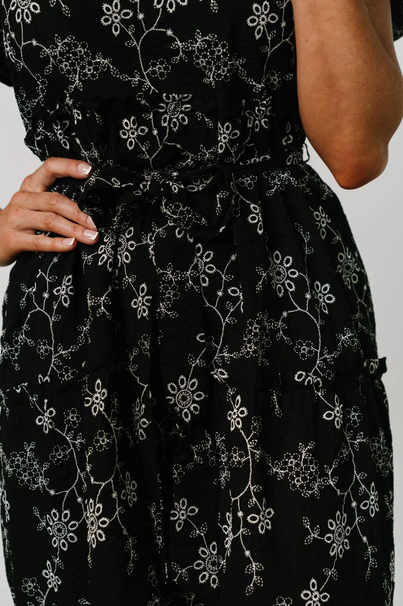 Odeya Tiered Midi Dress | Black + White