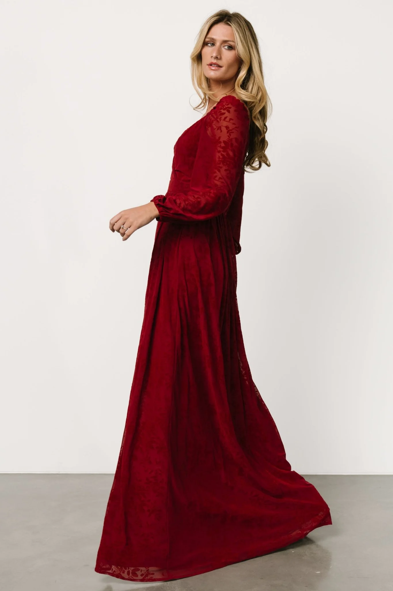 Mable Velvet Maxi Dress | Crimson
