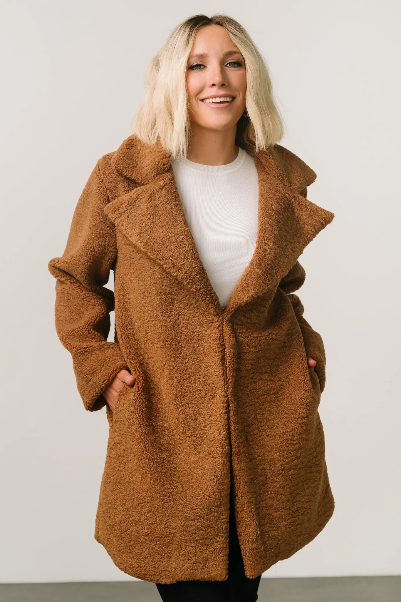 Damien Sherpa Coat | Dark Camel