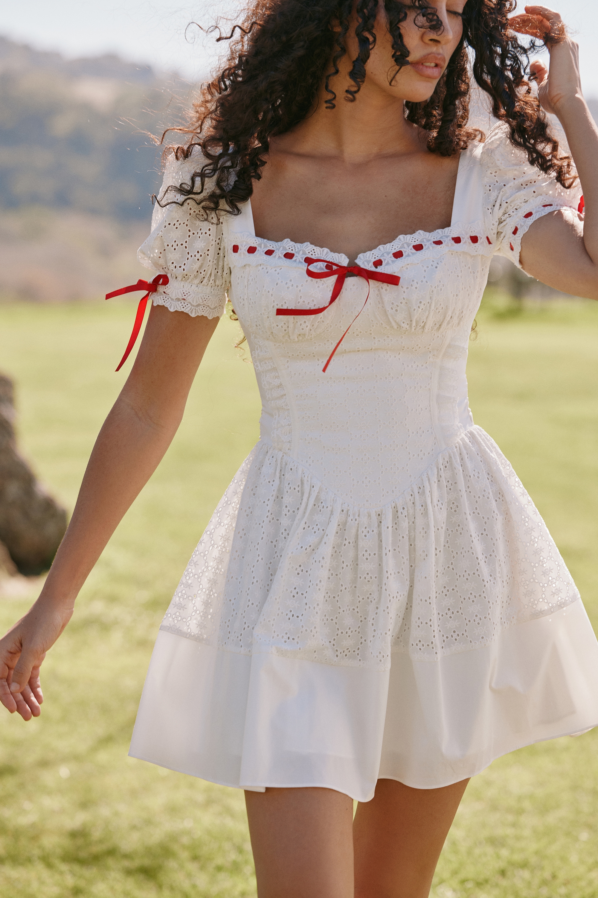 Jana-White Broderie Anglaise Puff Sleeve Mini Dress