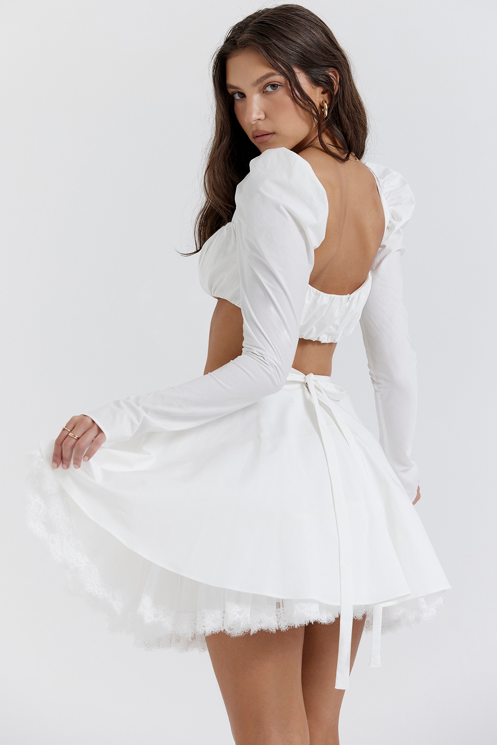 Nahla-White Bow Mini Skirt