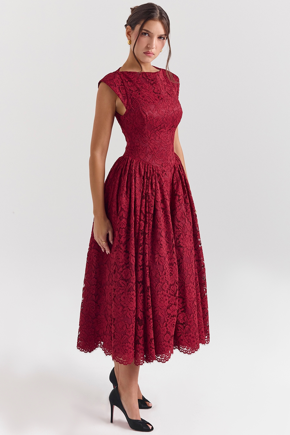 Debutante-Berry Lace Backless Midi Dress