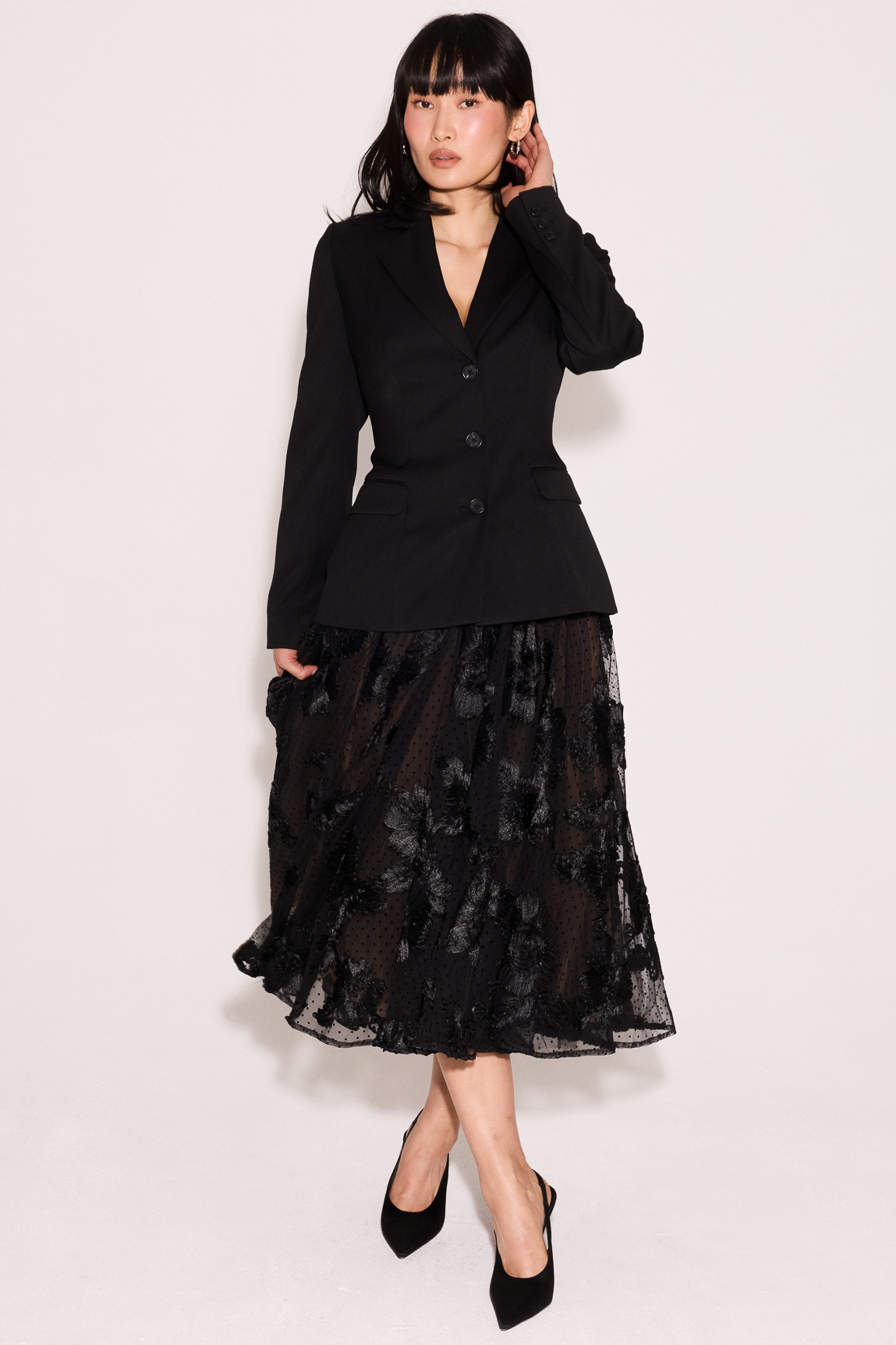 Aviva-Black Tailored Hourglass Jacket