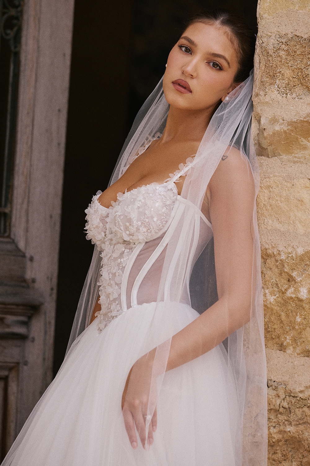 Leone-White Ultra Long Soft Tulle Veil