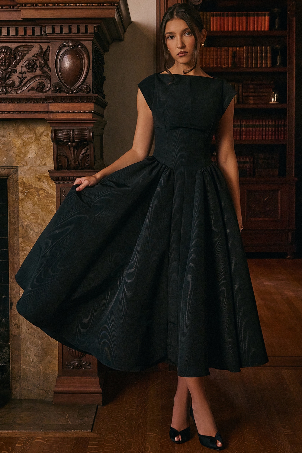 Debutante-Black Moire Satin Backless Midi Dress