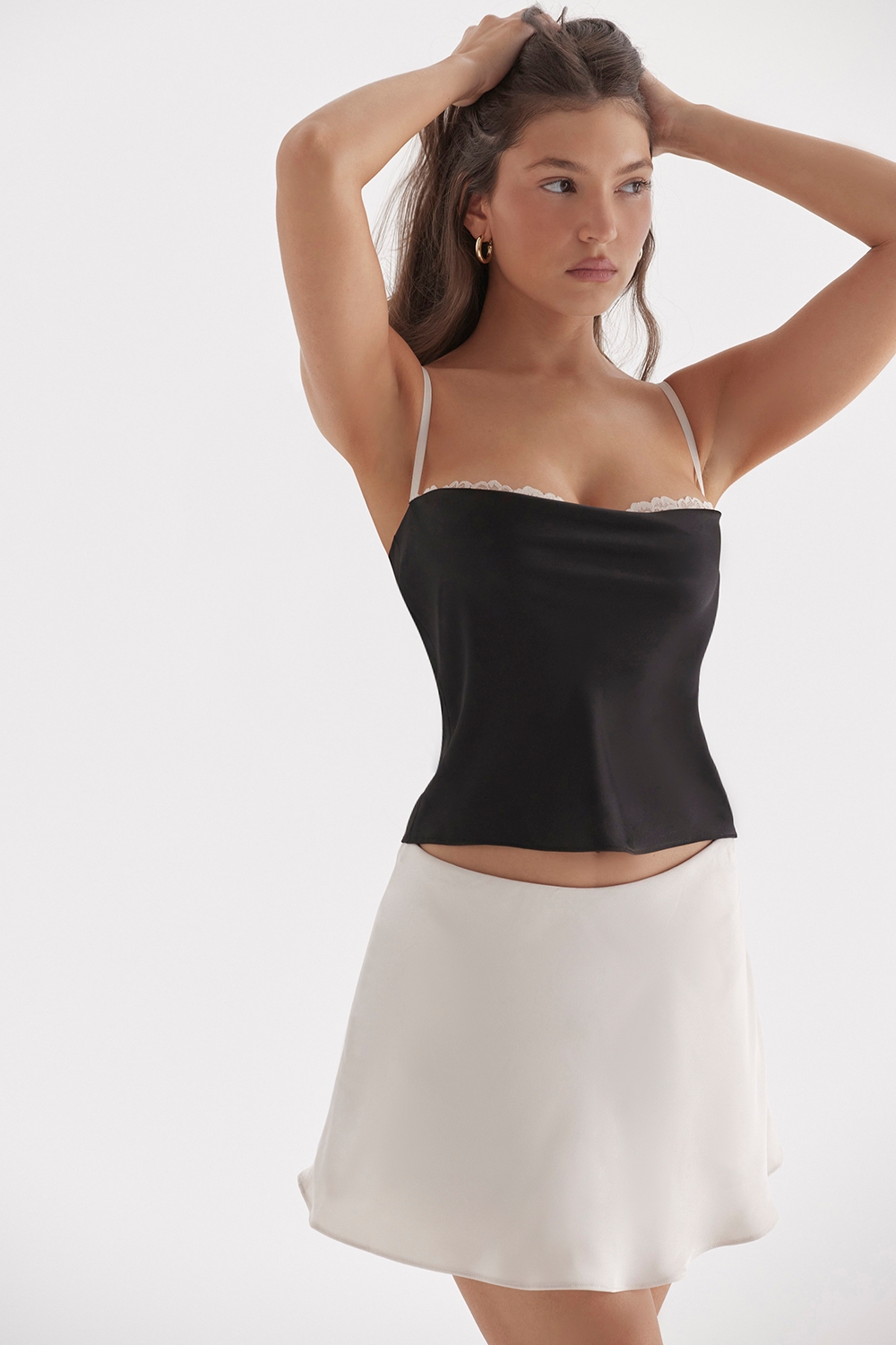 Eli-Black & Off White Underwired Top