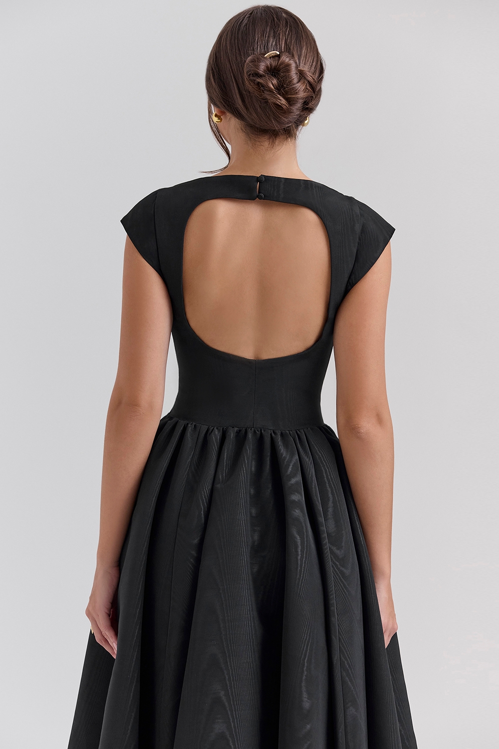 Debutante-Black Moire Satin Backless Midi Dress