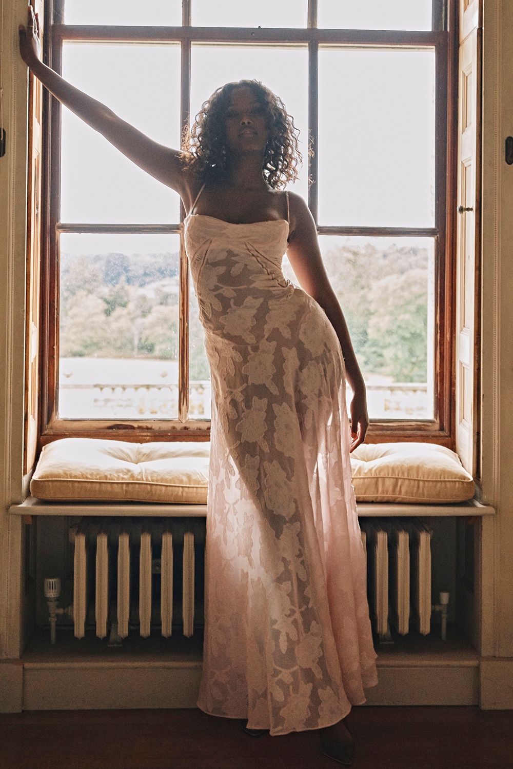 Seren-Soft Pink Floral Lace Back Maxi Dress