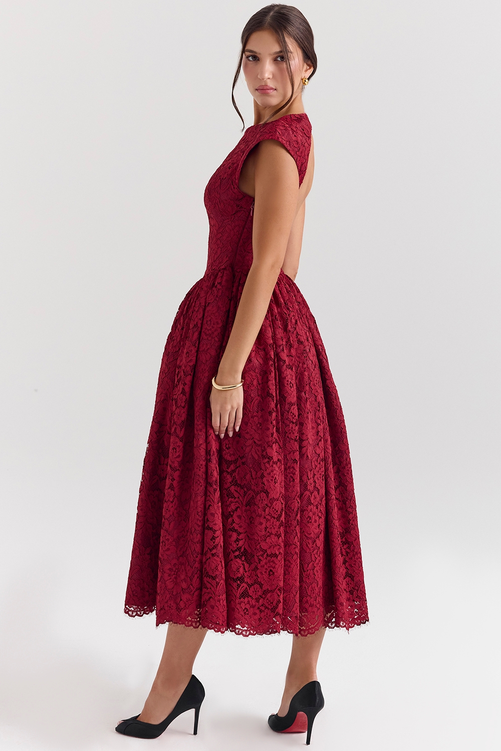 Debutante-Berry Lace Backless Midi Dress