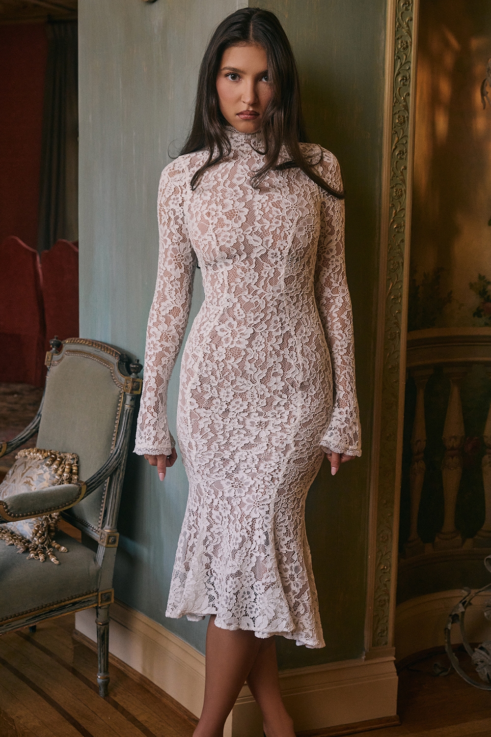 Sophia-Vintage Ivory Lace Fitted Midi Dress