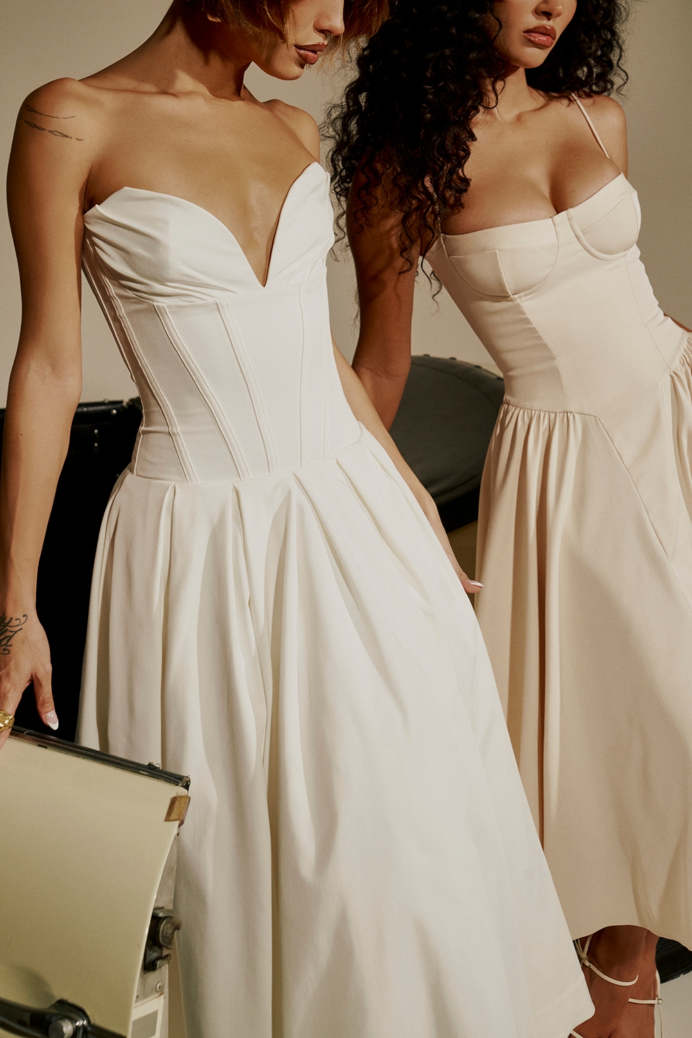 Lady-White Strapless Midi Dress