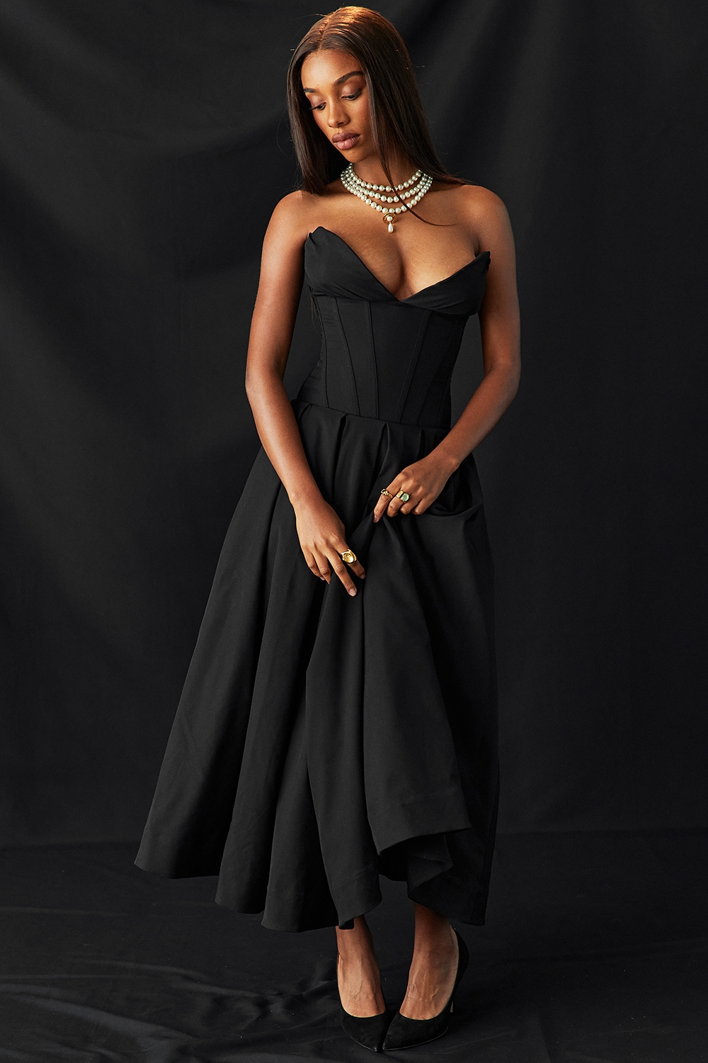 Lady-Black Strapless Midi Dress