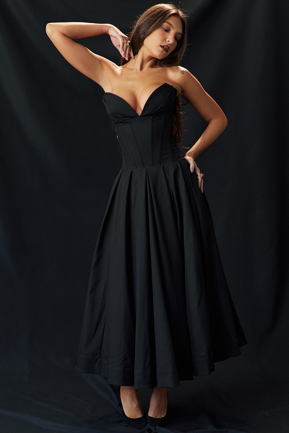 Lady-Black Strapless Midi Dress