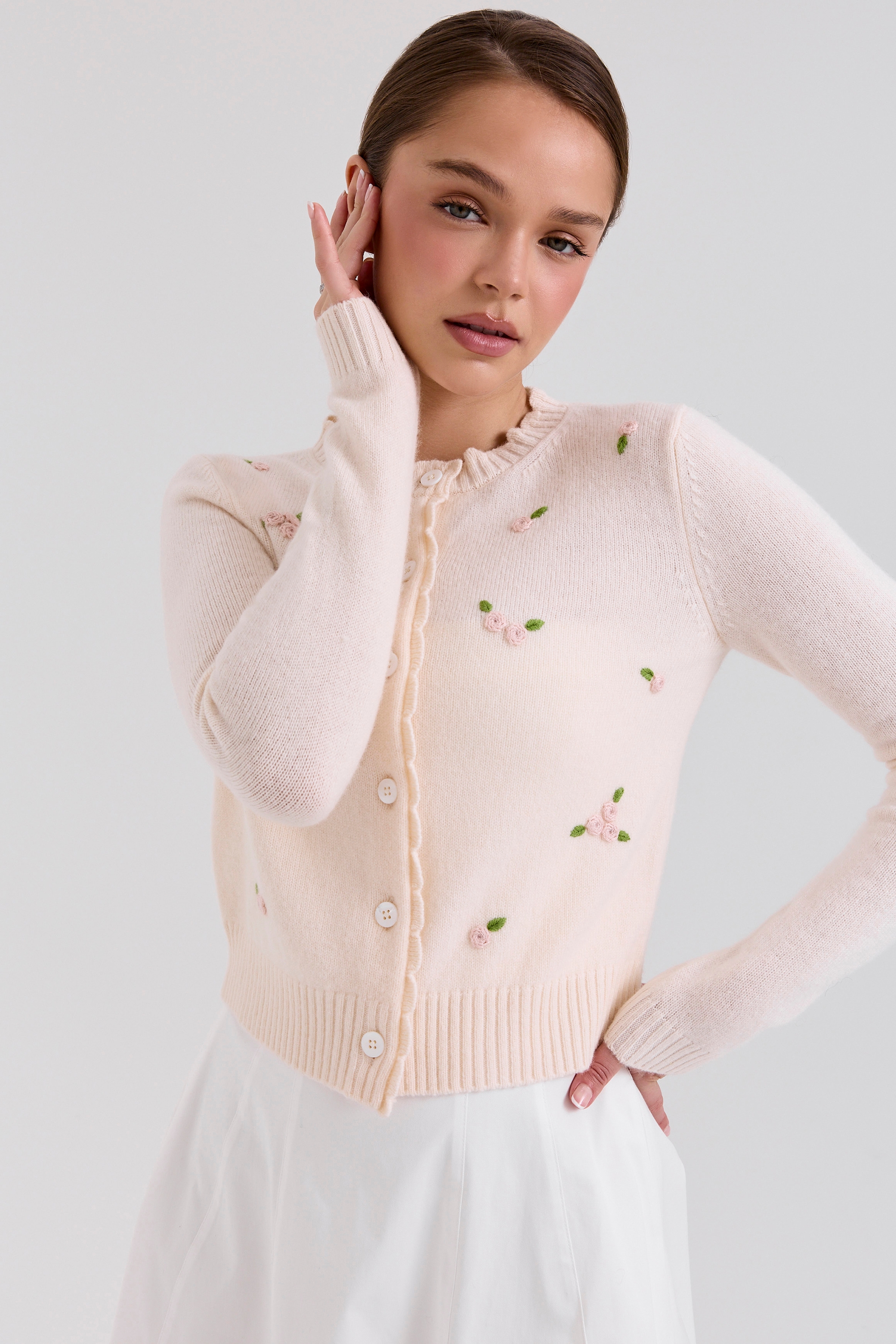 Anjou-Cream Lambswool Rose Embroidered Cardigan