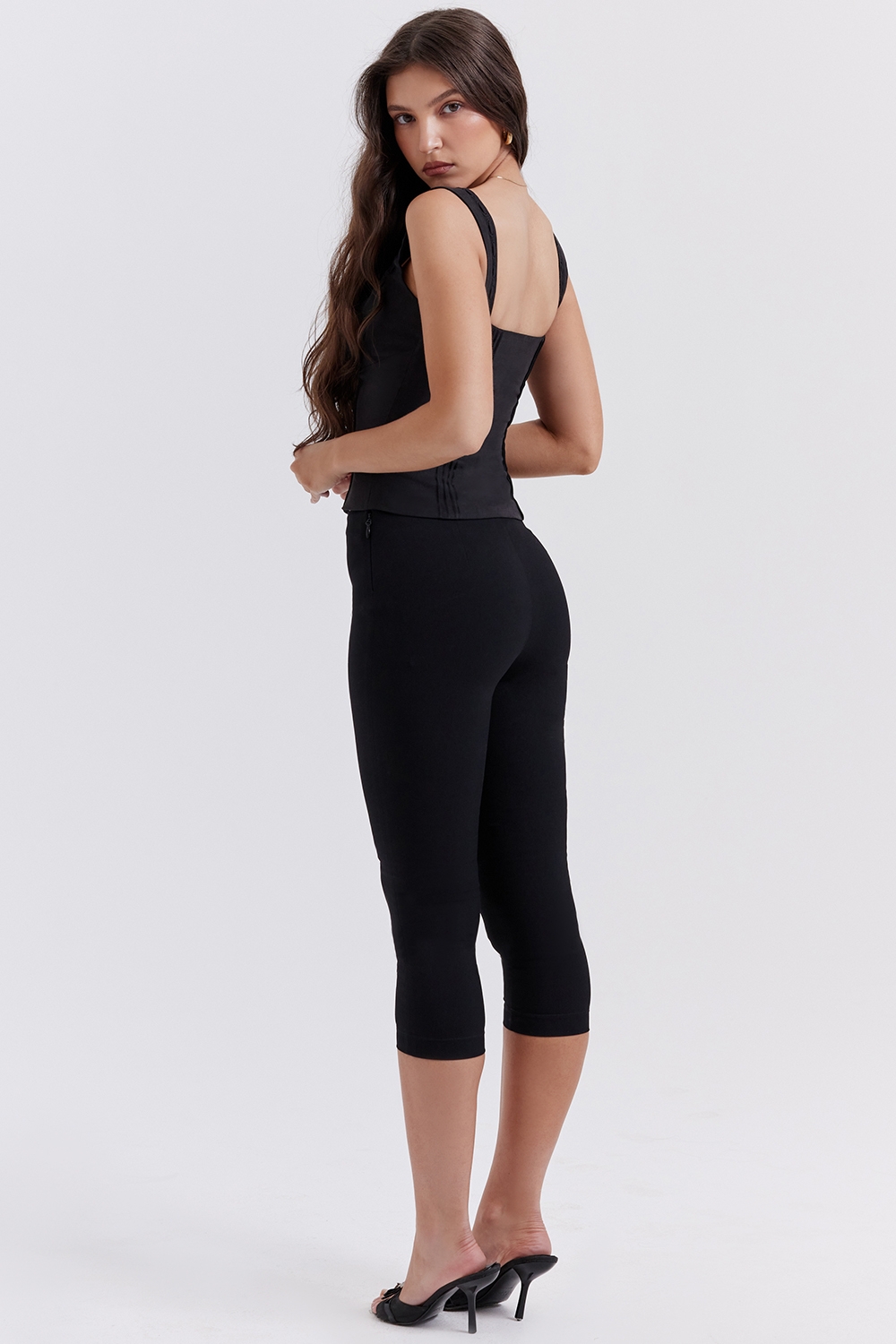Halima-Black Capri Trousers