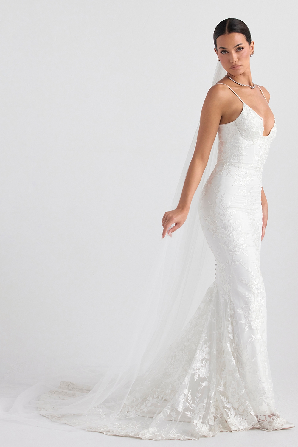 Leone-White Ultra Long Soft Tulle Veil