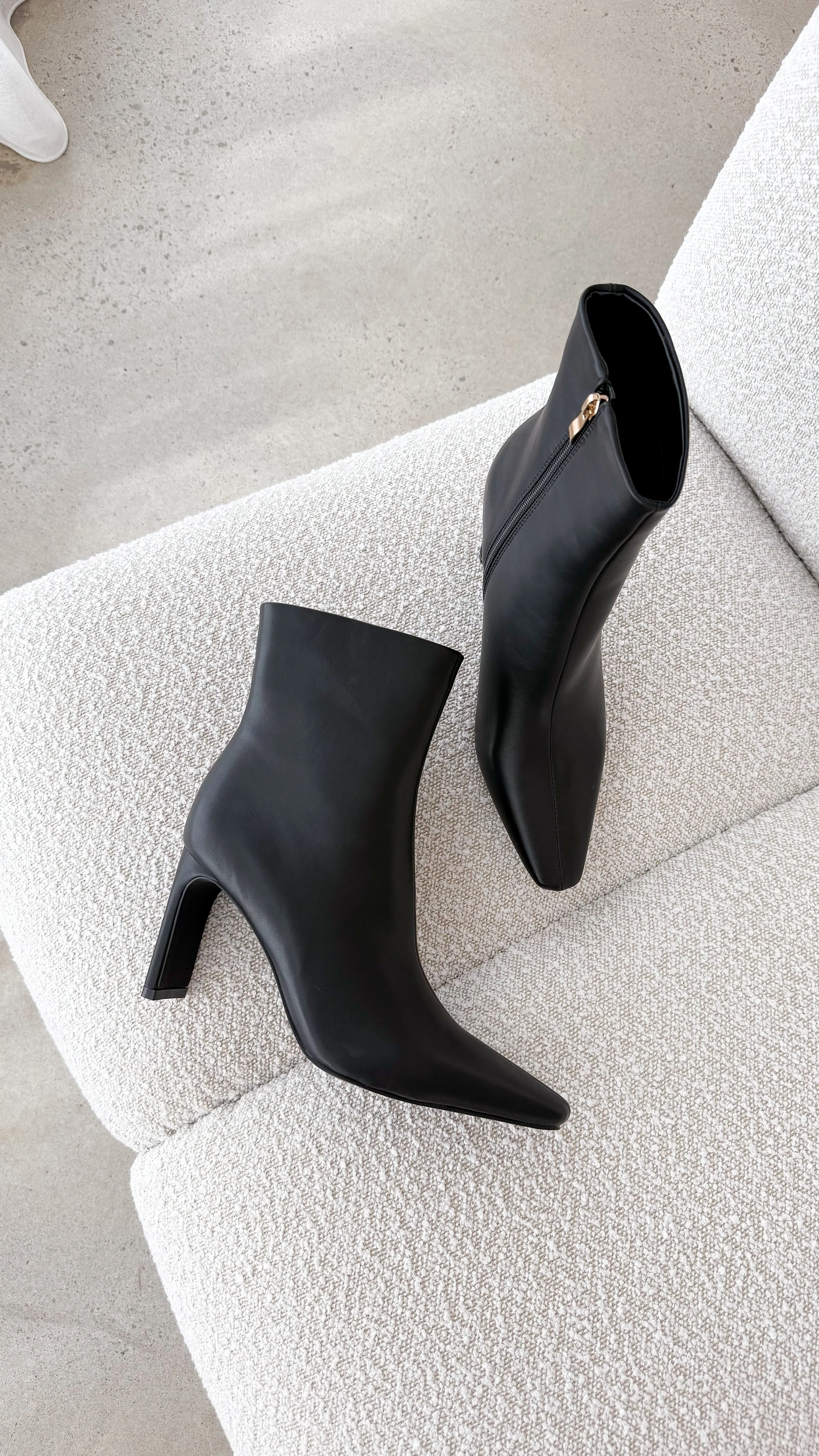 Treasure Boots - Black