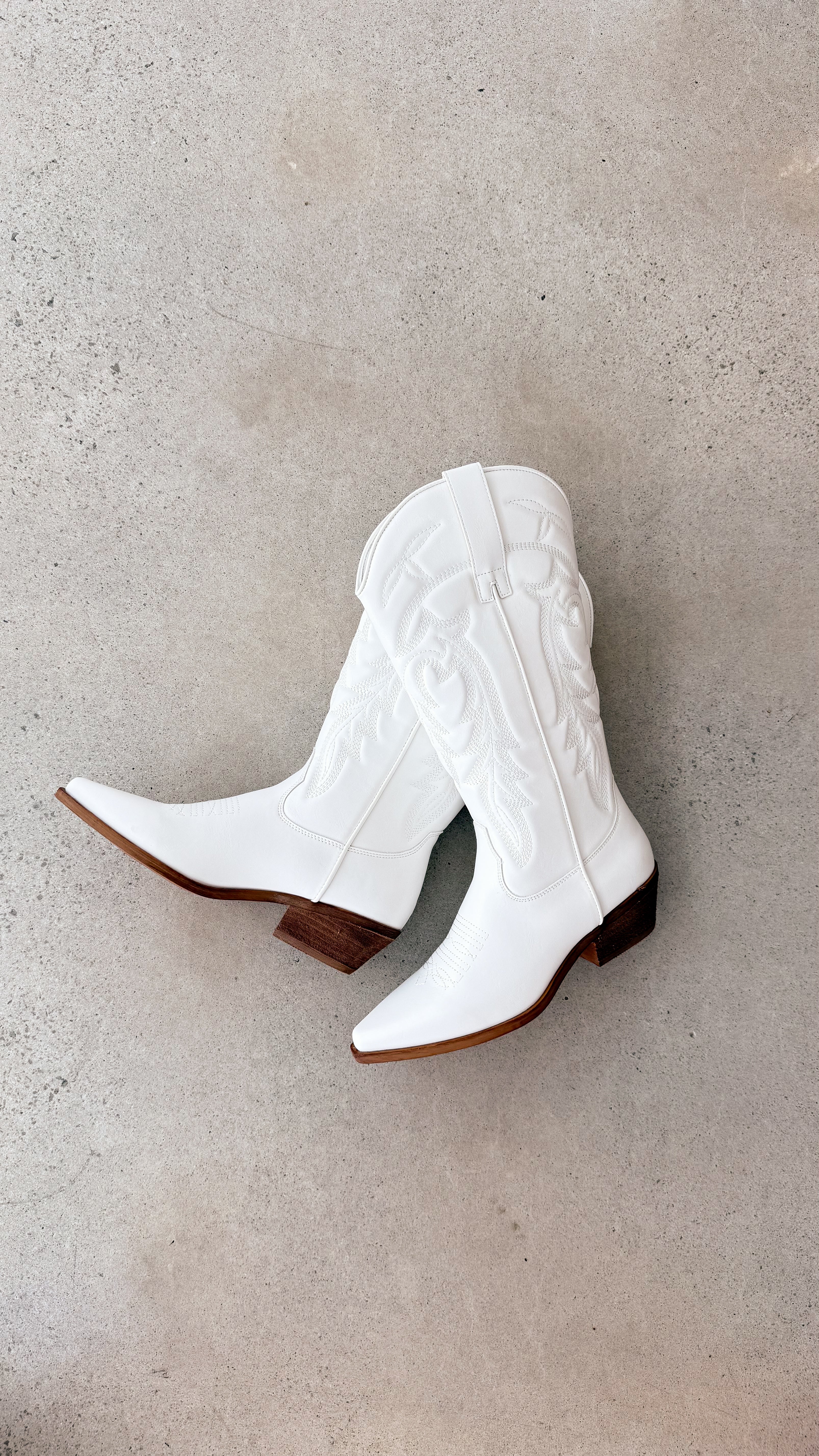 Ottilie Boots - White