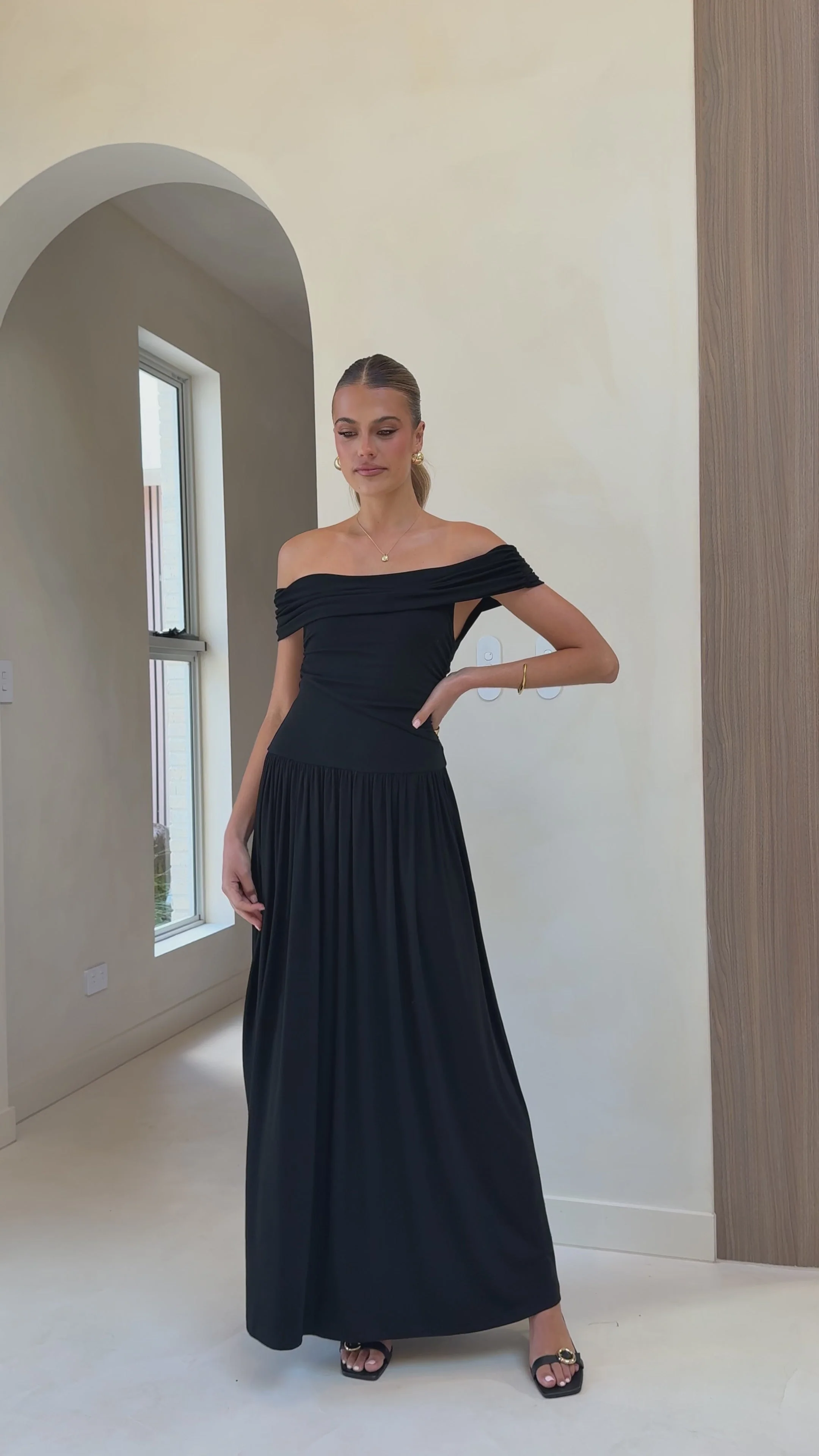 Manalla Maxi Dress - Black