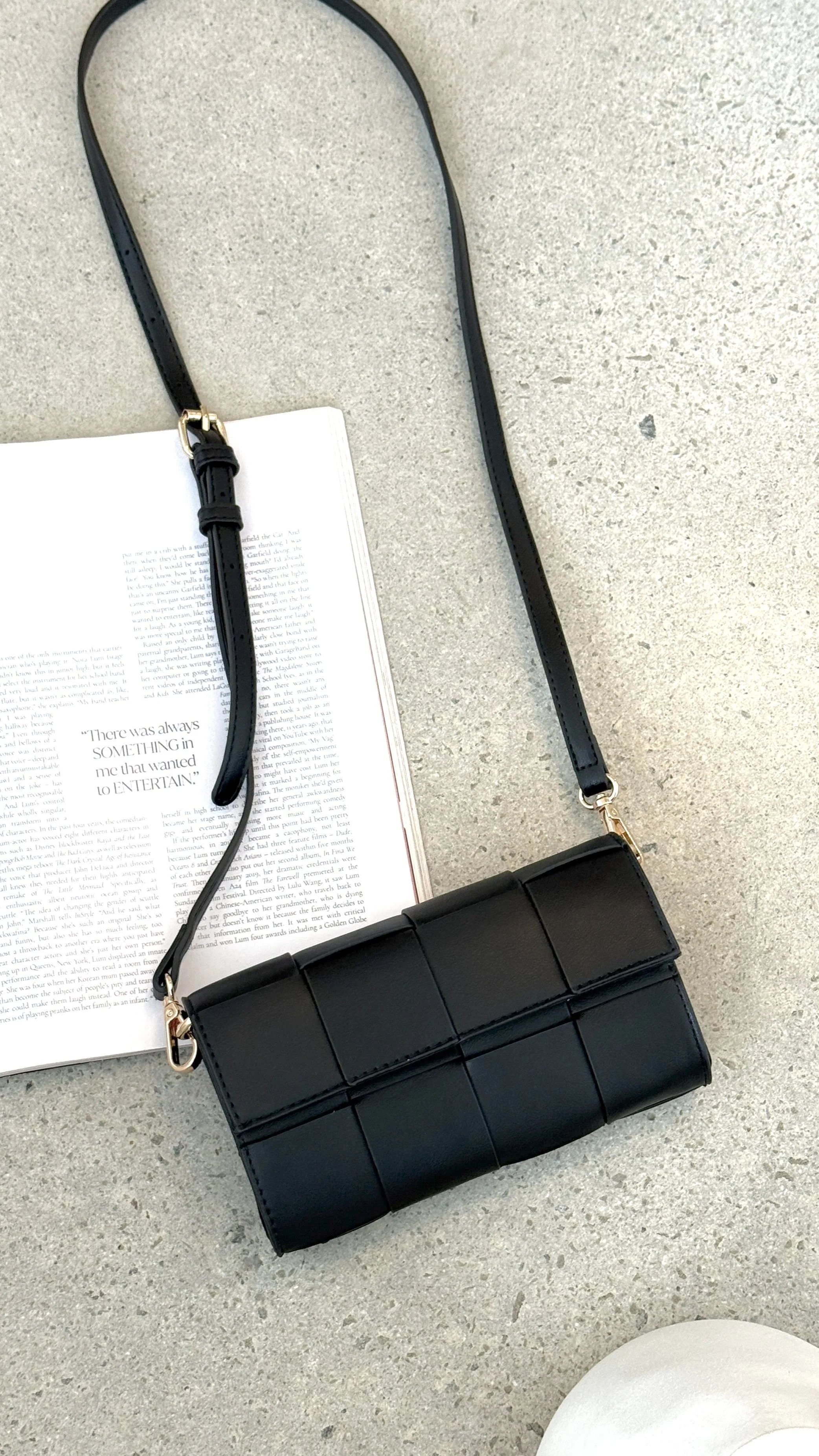 Brit Crossbody Bag - Black